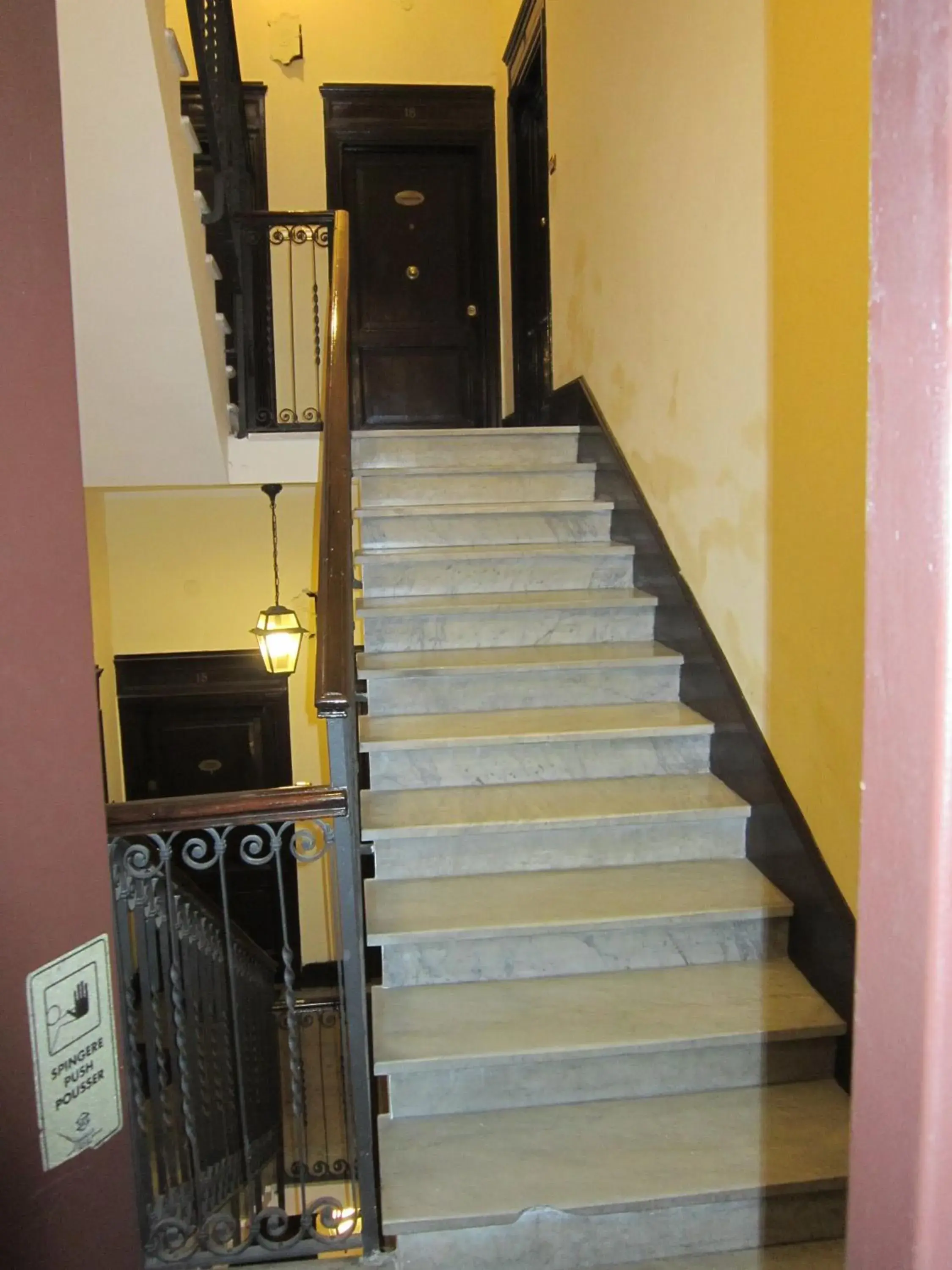 Facade/entrance in Evergreen Facade/entrance in Evergreen