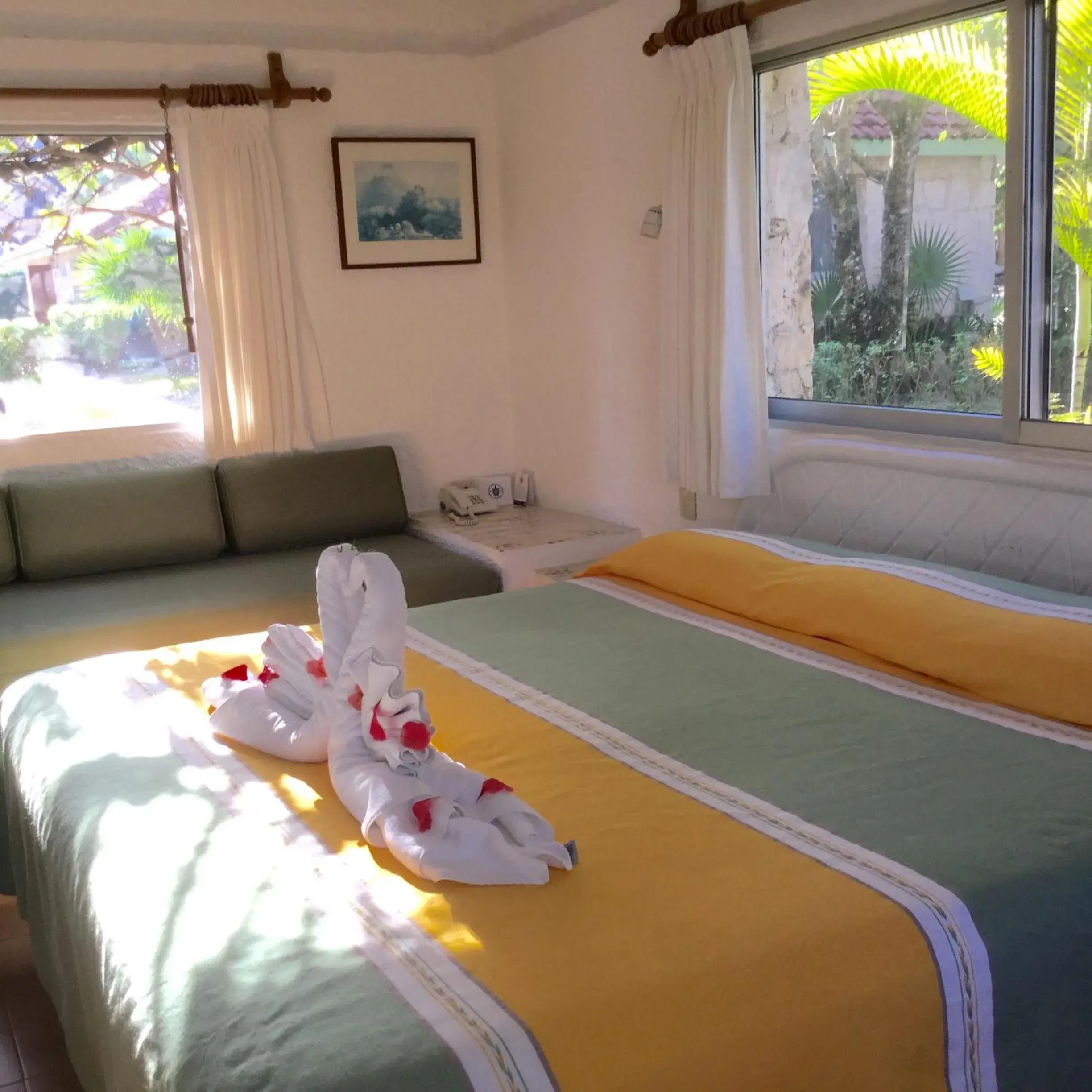 Bed in Hotel Club Akumal Caribe Bed in Hotel Club Akumal Caribe