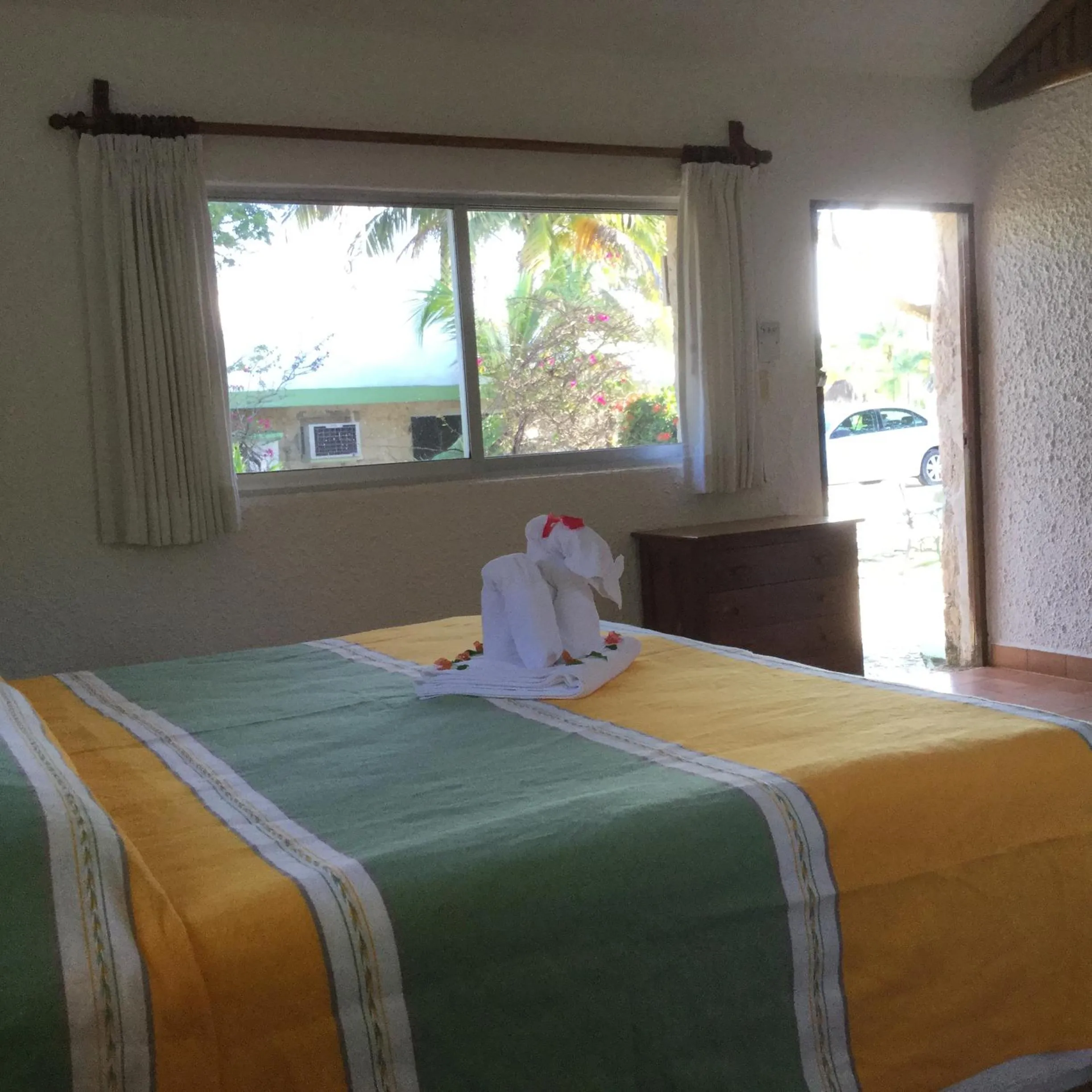 Bed in Hotel Club Akumal Caribe