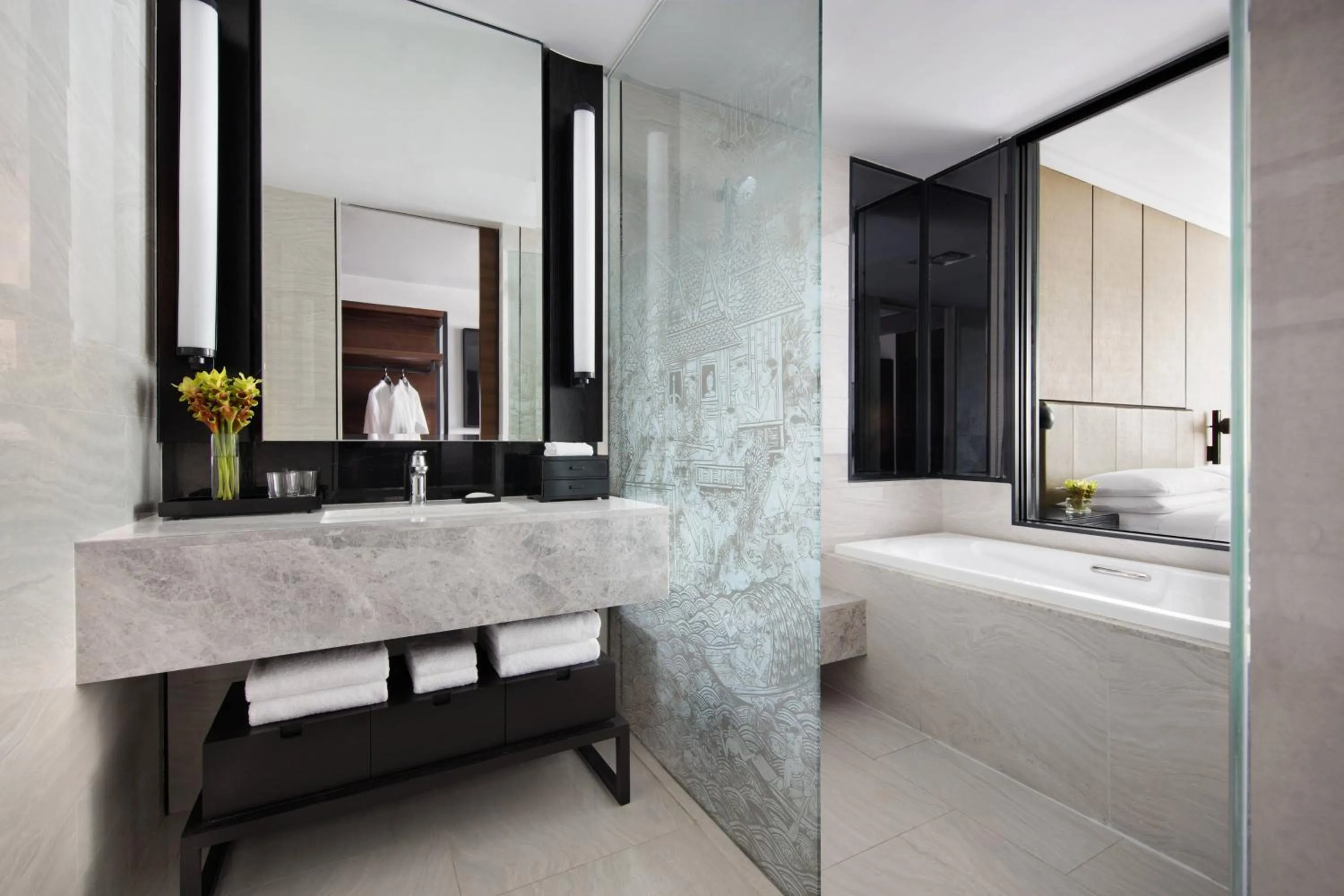 Bathroom in Bangkok Marriott Hotel The Surawongse