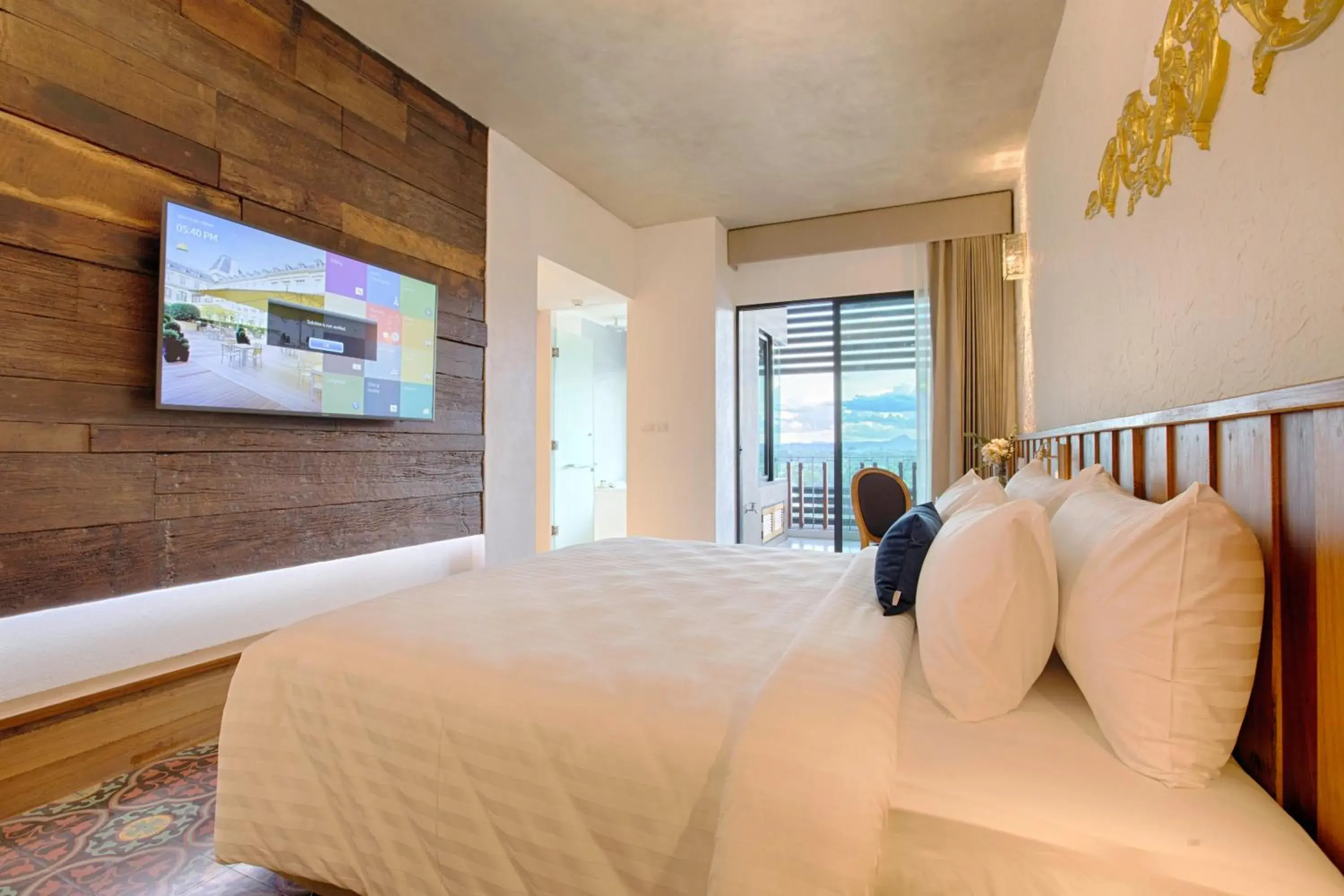 Bed in Natee The Riverfront Hotel Kanchanaburi Bed in Natee The Riverfront Hotel Kanchanaburi