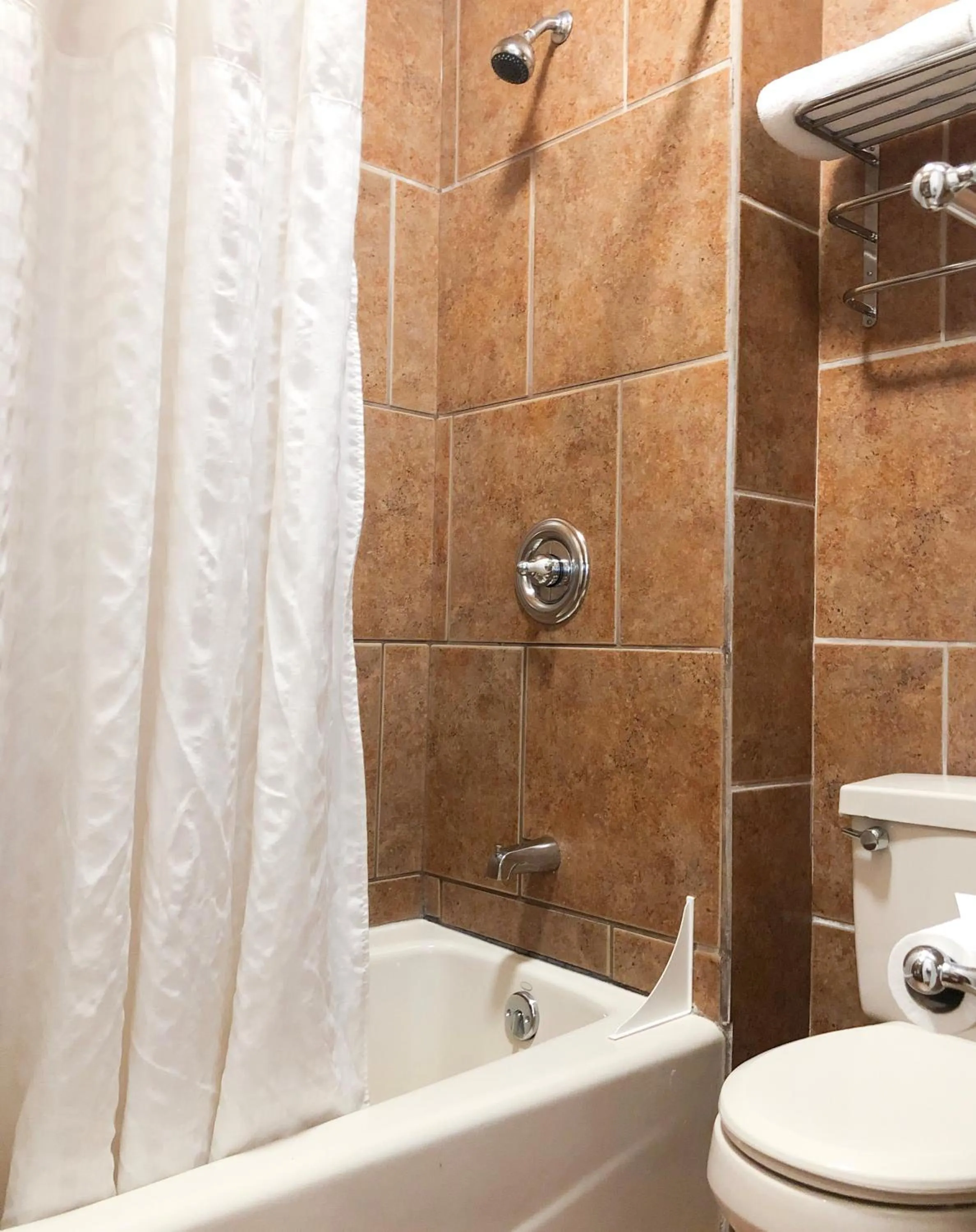 Bathroom in Tyrolean Lodge
