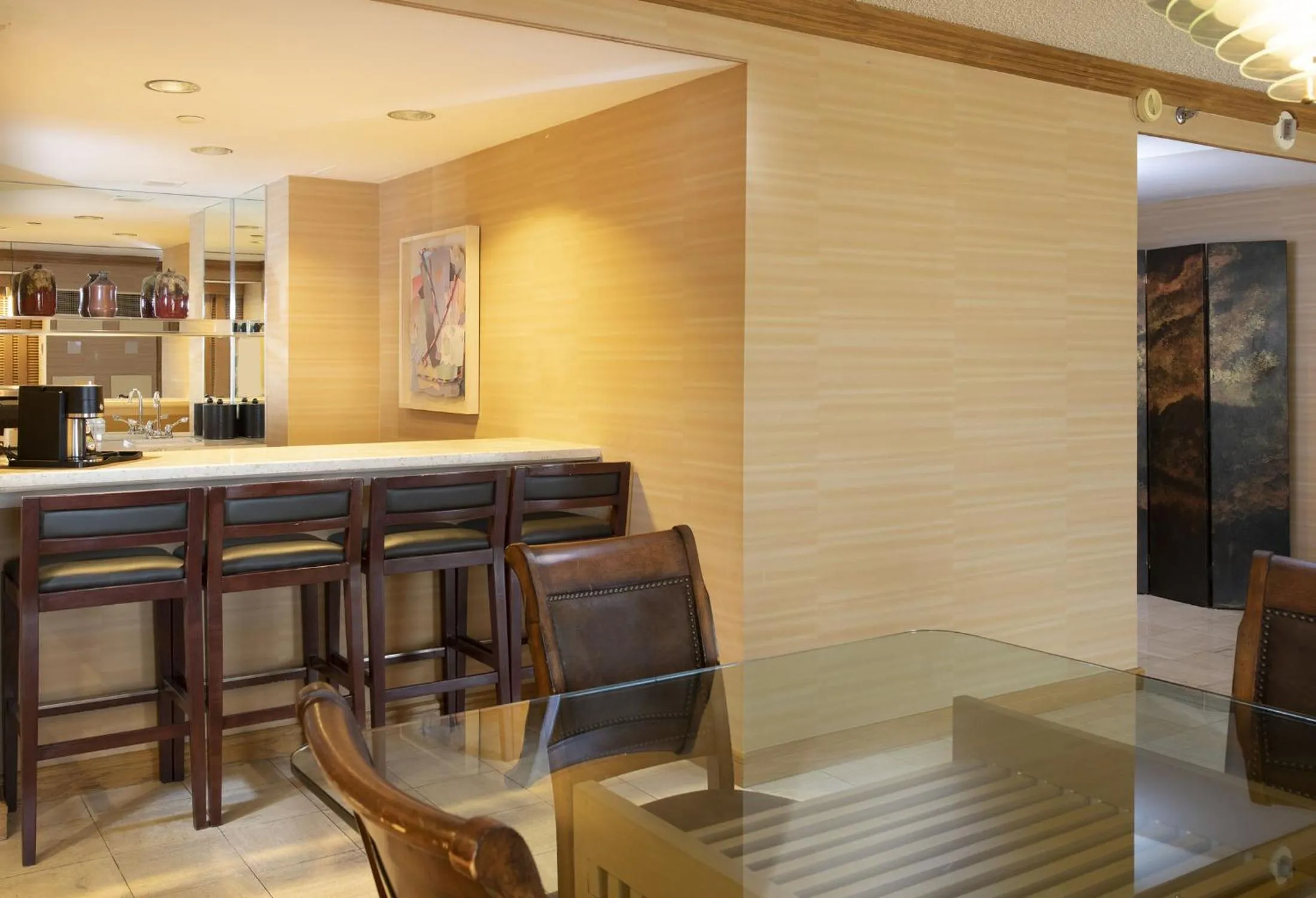 oven in The Clyde Hotel