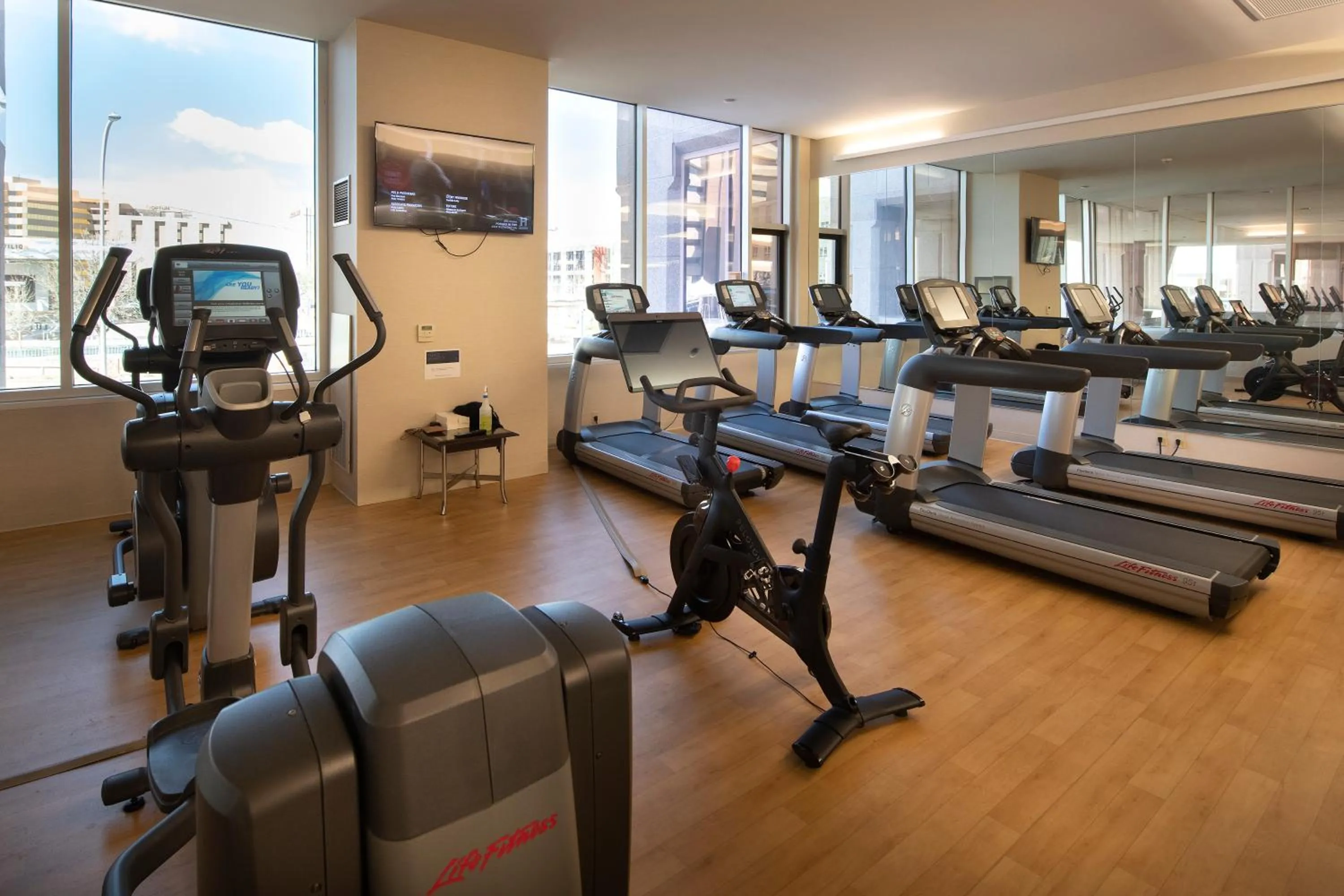 Fitness centre/facilities in The Clyde Hotel