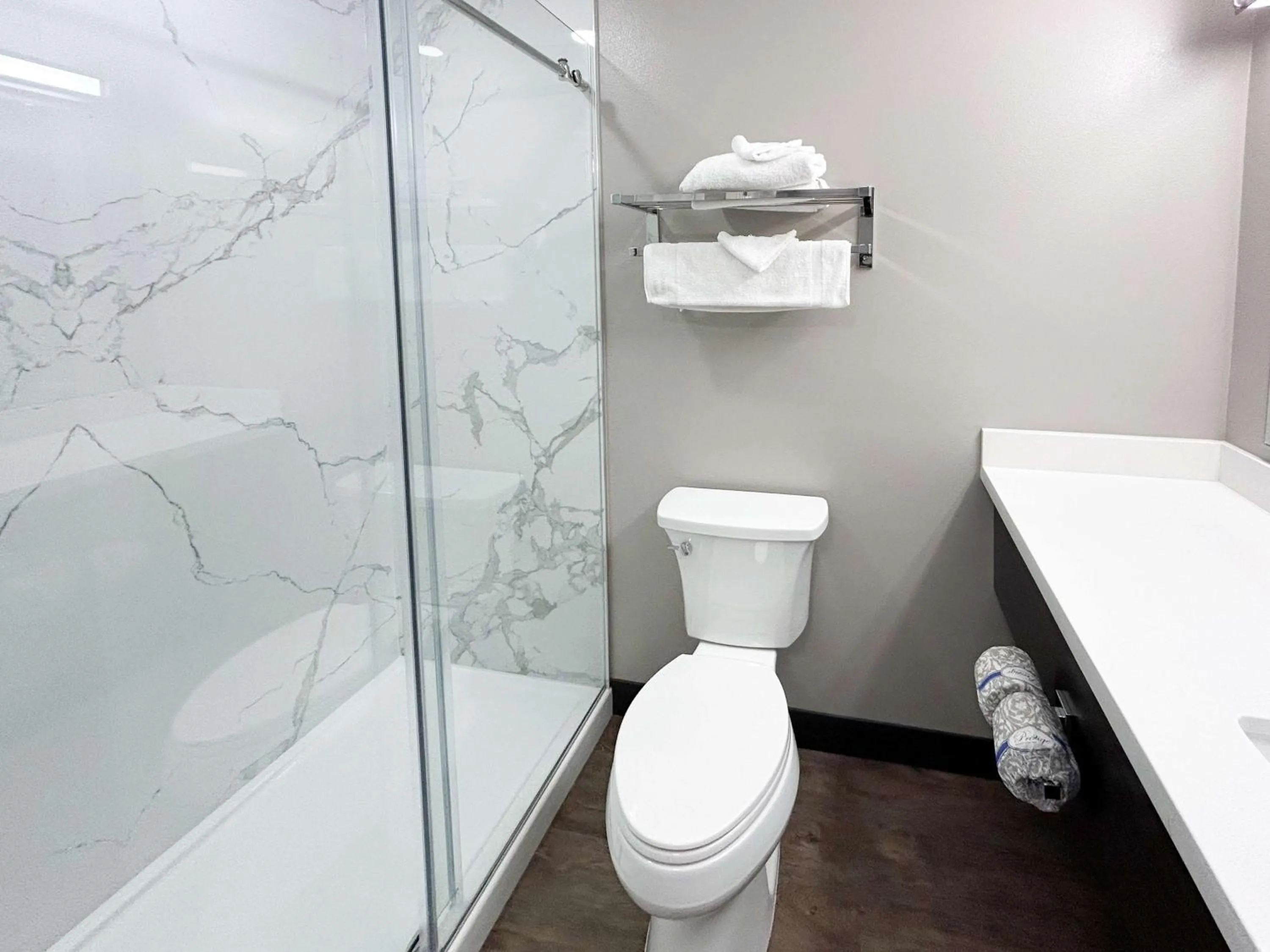 Bathroom in Studio 6 Corona, CA West