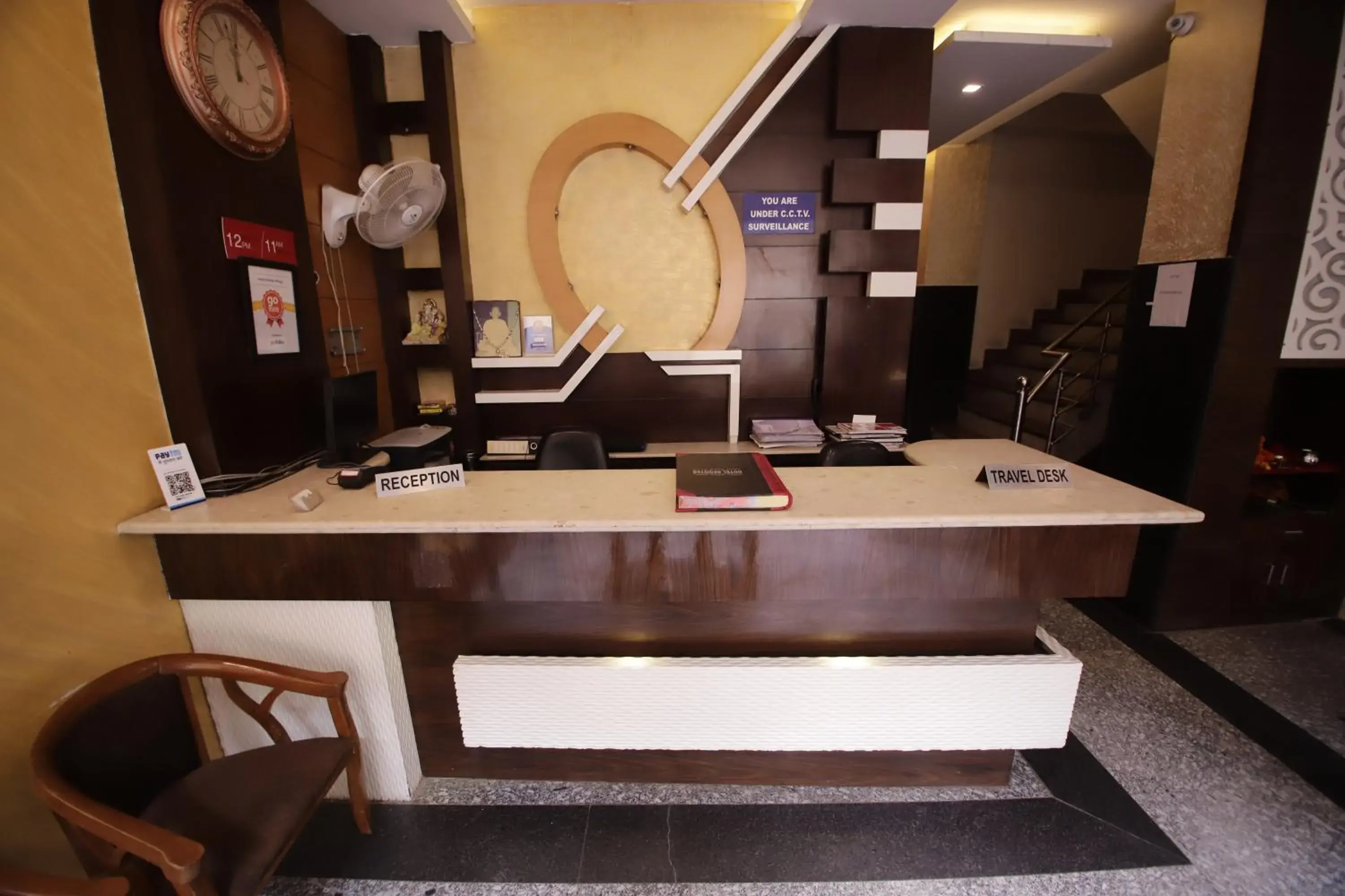 Lobby or reception in Hotel Golden Wings Lobby or reception in Hotel Golden Wings