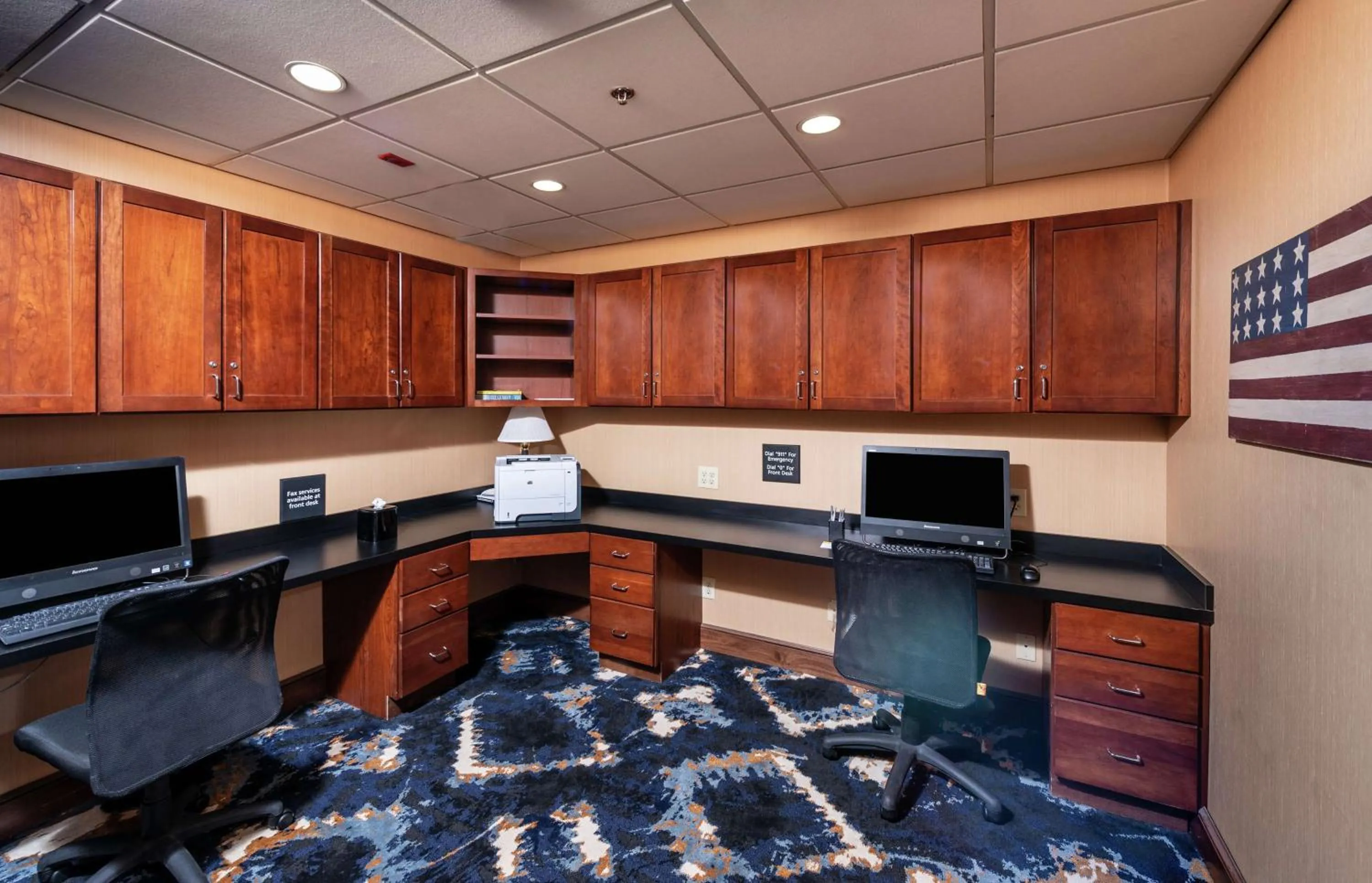Business facilities in Hampton Inn Fall River/Westport