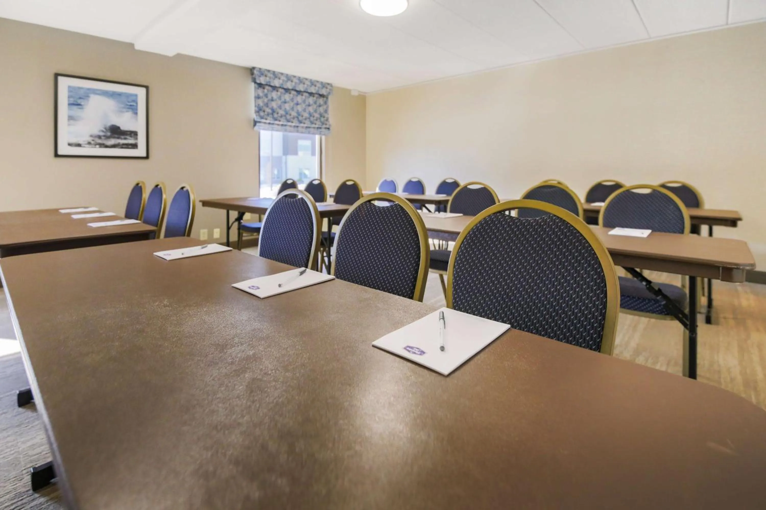 Meeting/conference room in Hampton Inn Fall River/Westport