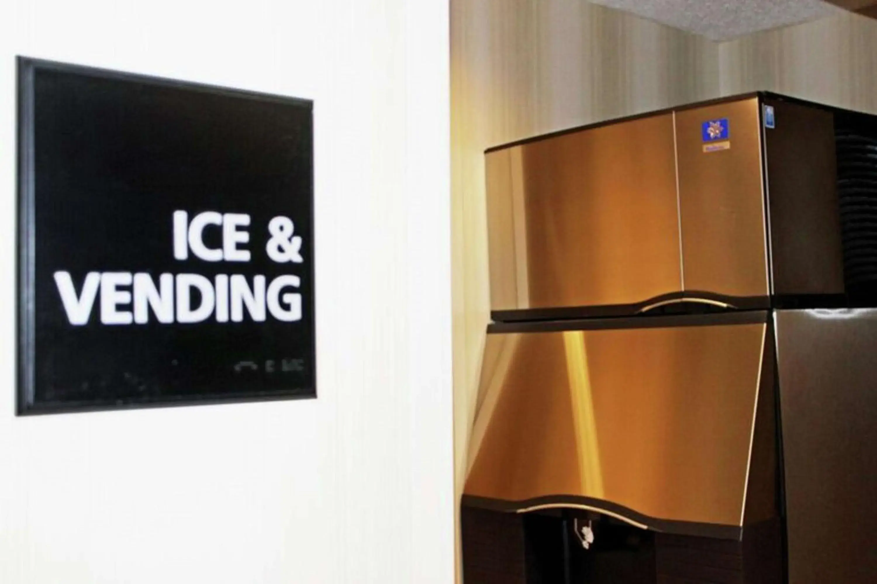 Property building in Hampton Inn Gallipolis Property building in Hampton Inn Gallipolis