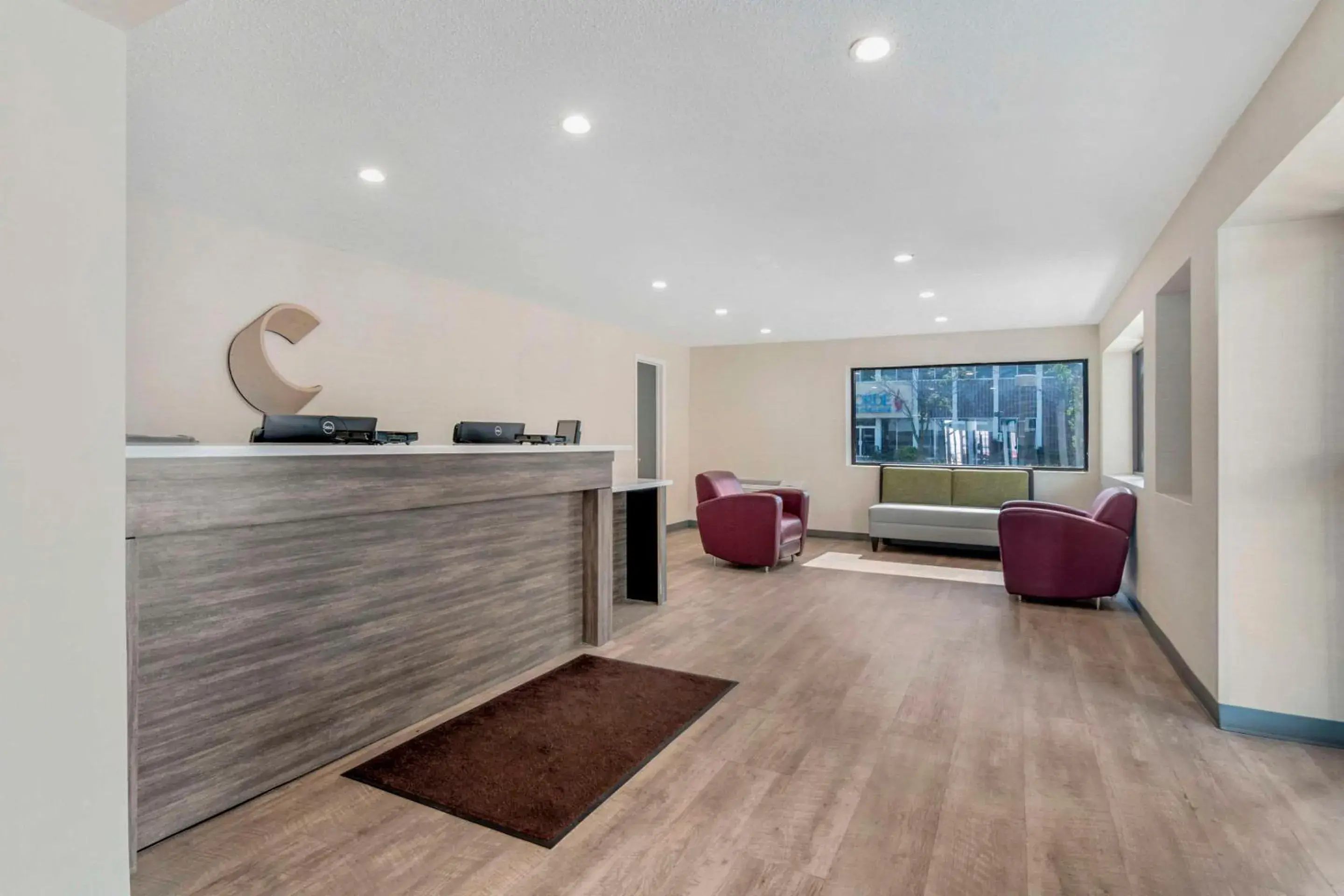 Comfort Inn Kansas City Midtown Comfort Inn Kansas City Midtown