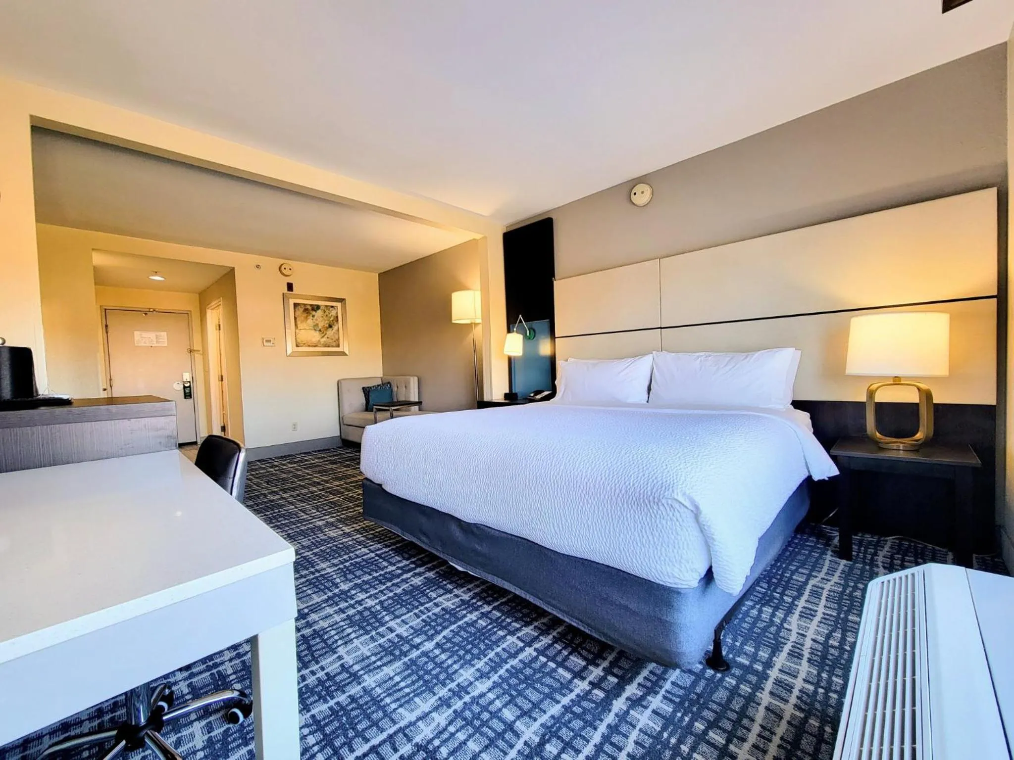 Photo of the whole room, Bed in Holiday Inn - Belcamp - Aberdeen Area by IHG