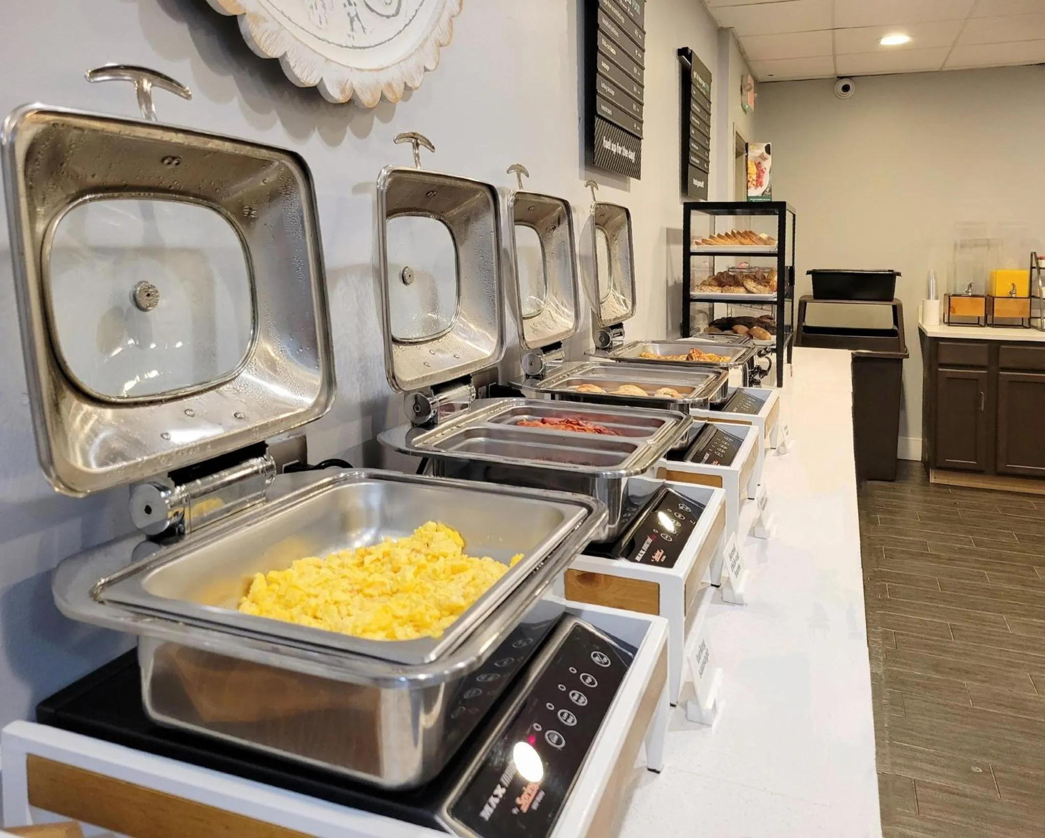 Restaurant/places to eat in Holiday Inn - Belcamp - Aberdeen Area by IHG