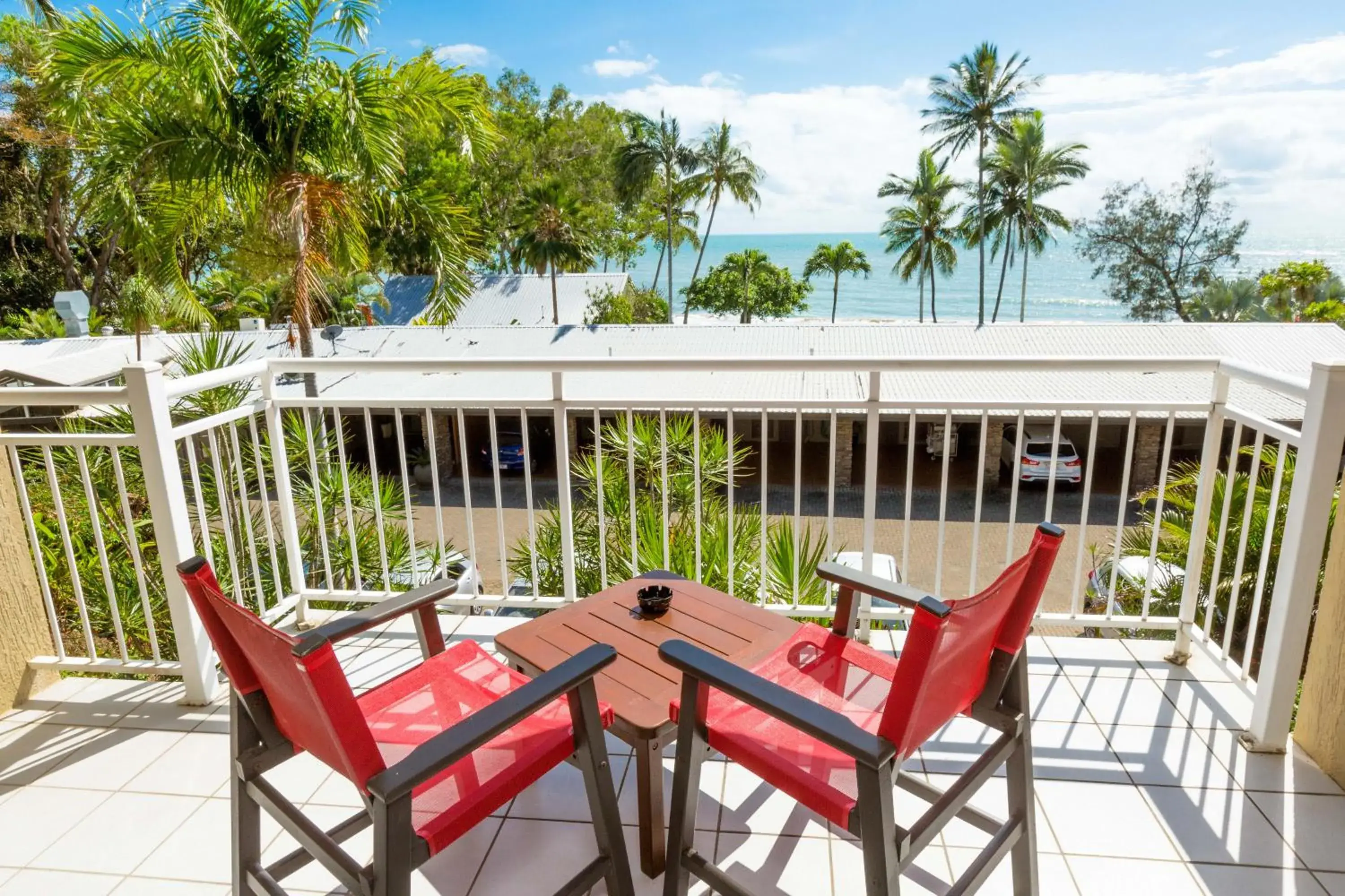 Deluxe King Room with Ocean View in Turtle Cove Beach Resort - Adults Only LGBTQIA & Allies Deluxe King Room with Ocean View in Turtle Cove Beach Resort - Adults Only LGBTQIA & Allies