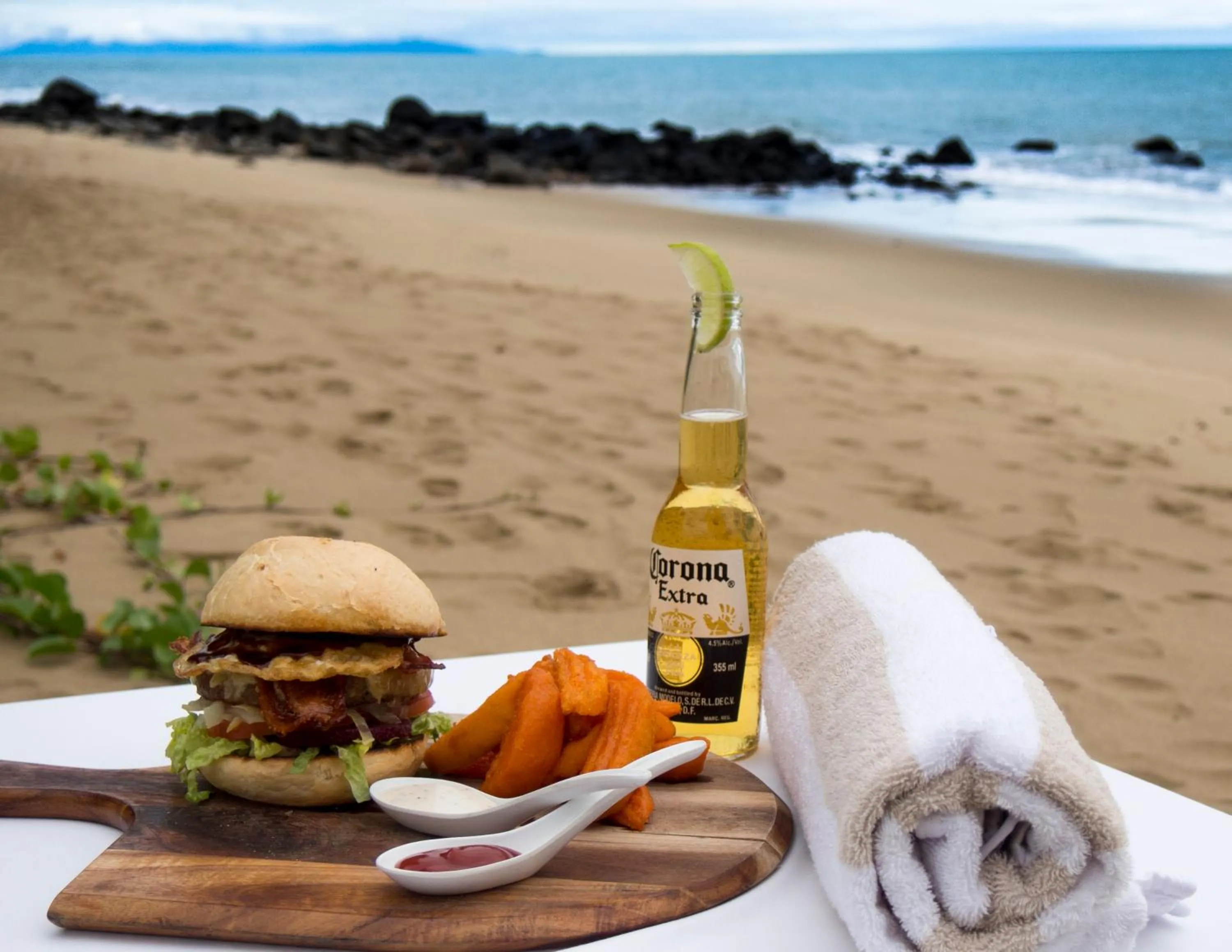 Food and drinks in Turtle Cove Beach Resort - Adults Only LGBTQIA & Allies