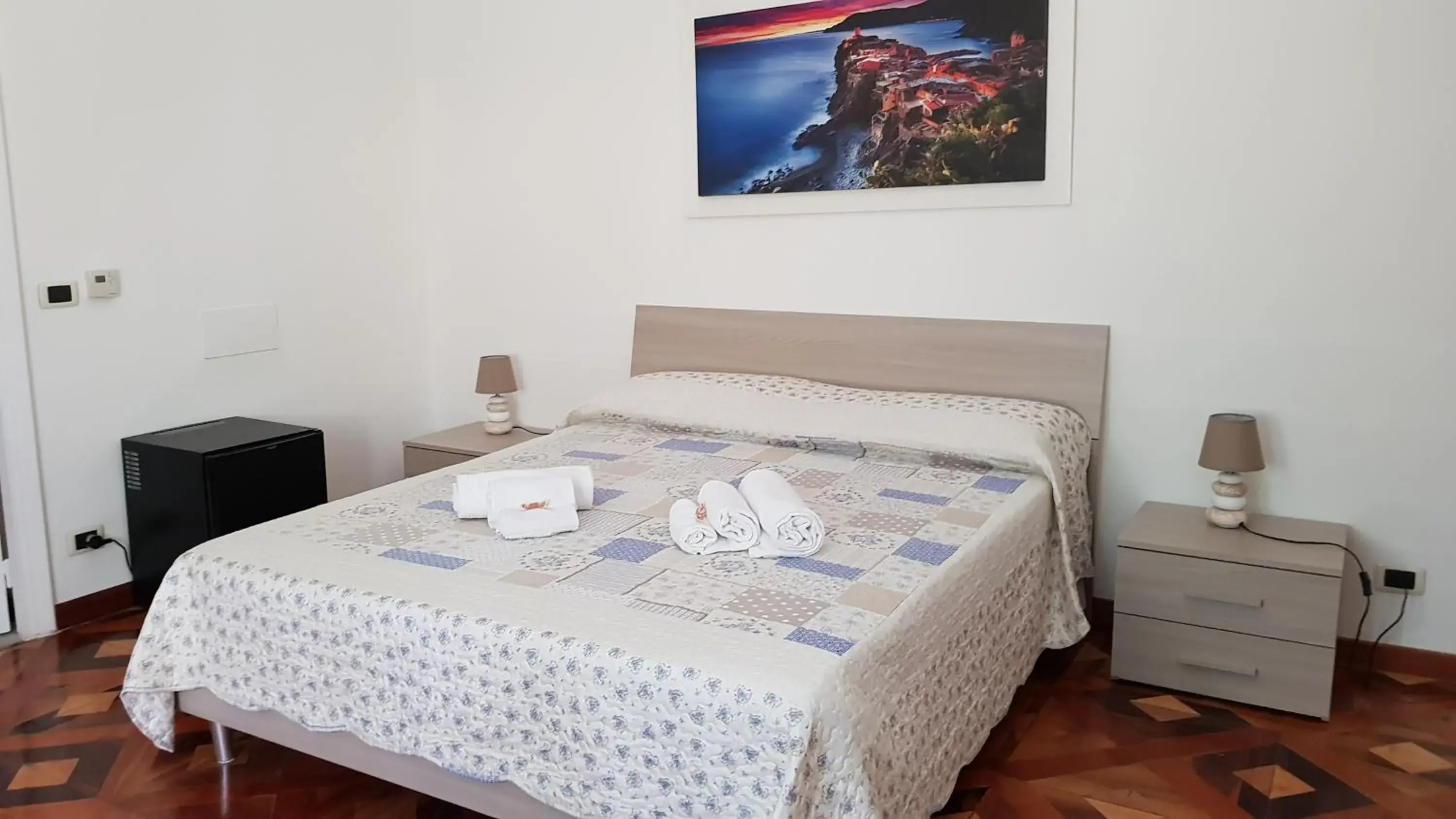 Double Room with Private Bathroom in Il Giardino dei Limoni Room & Apartments Double Room with Private Bathroom in Il Giardino dei Limoni Room & Apartments