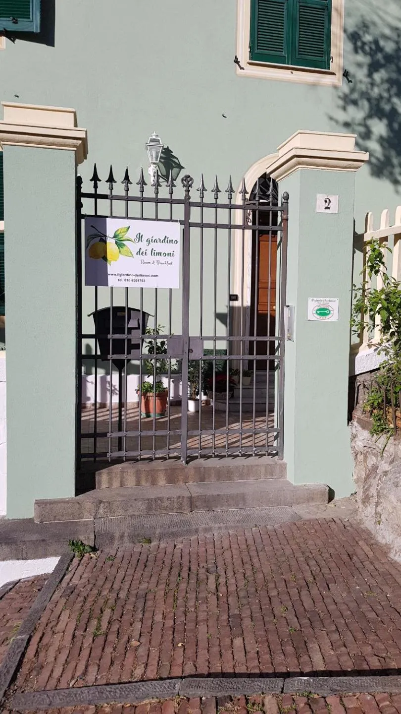 Property building in Il Giardino dei Limoni Room & Apartments