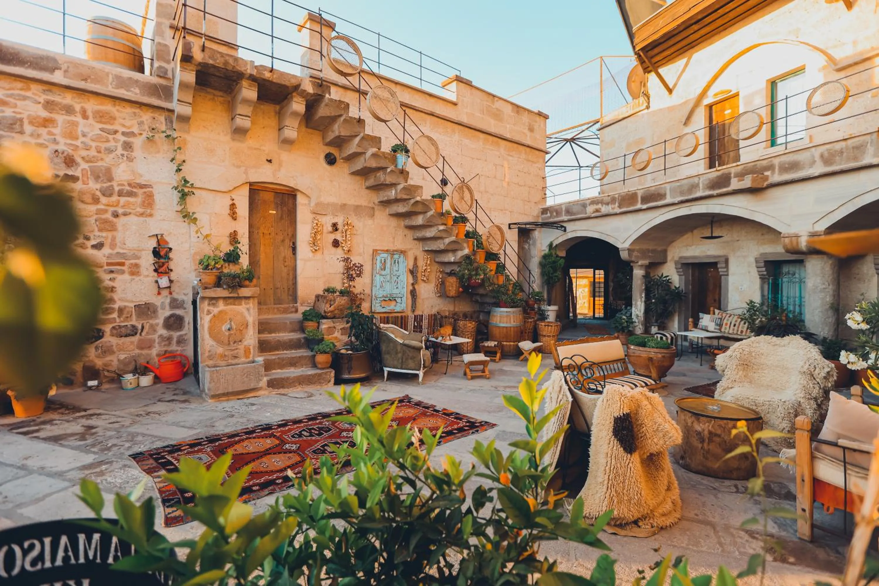 Property building in La maison de Şişik