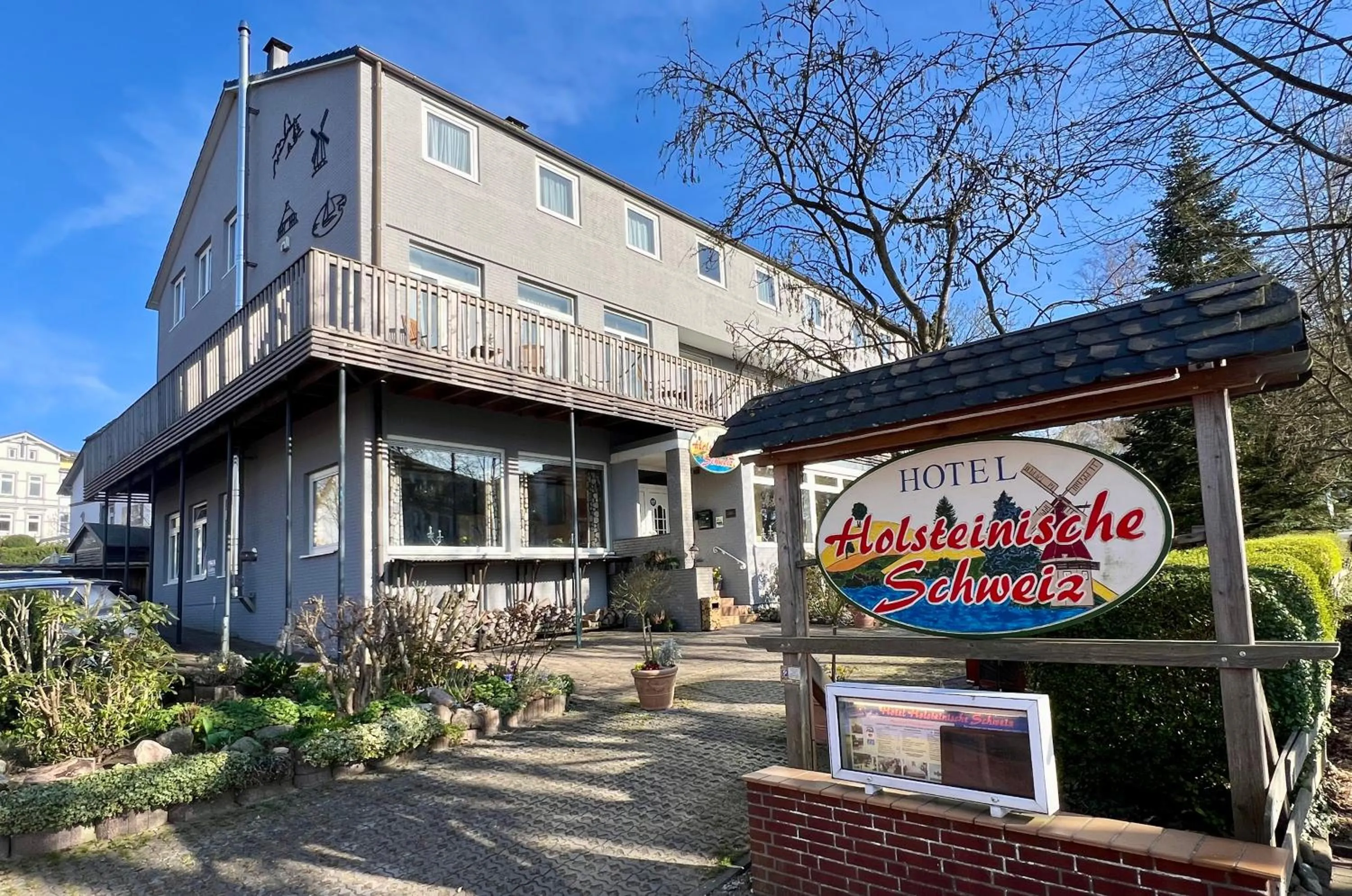 Property building in Hotel Holsteinische Schweiz am Dieksee