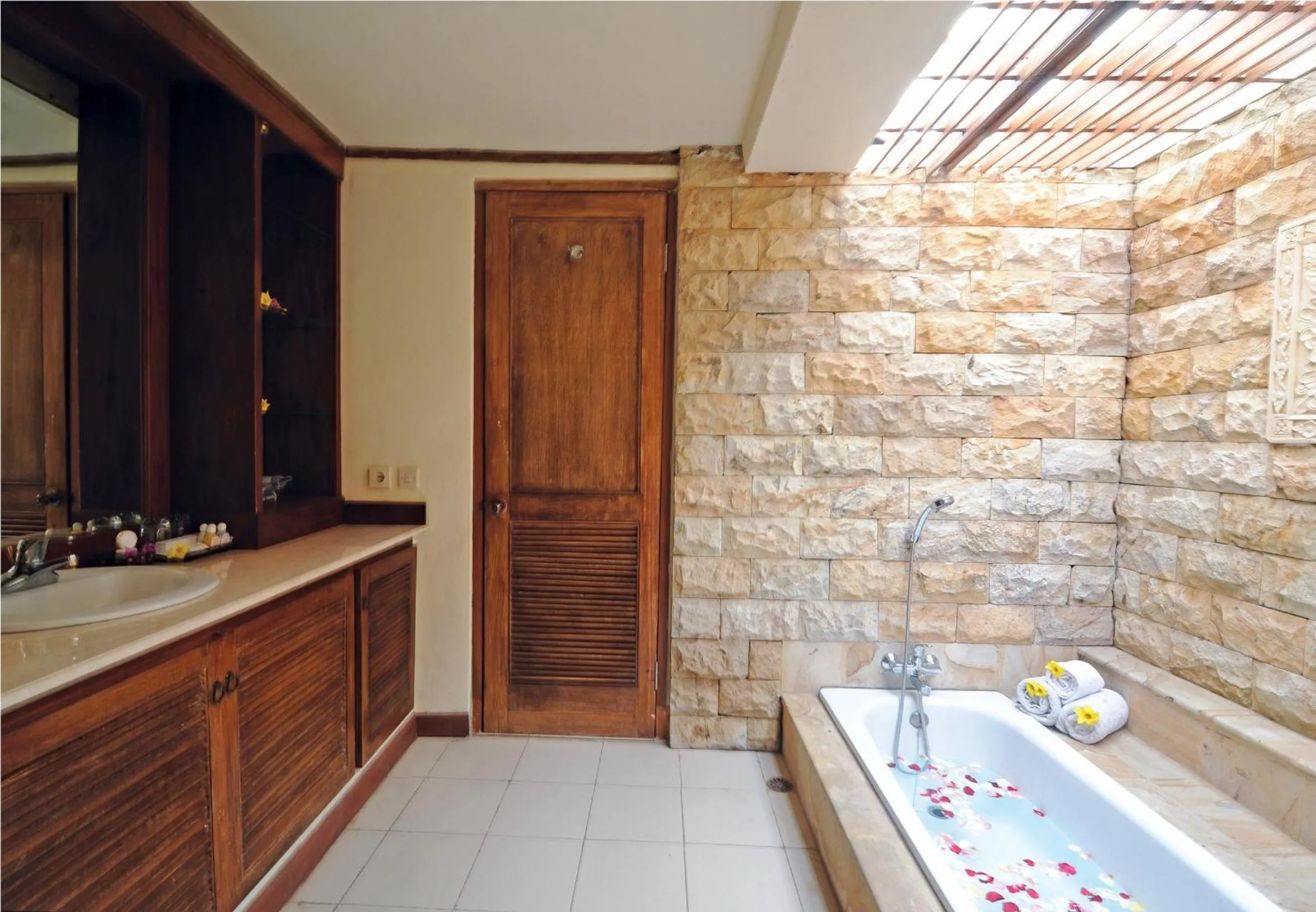 Bathroom in Bumi Ubud Resort