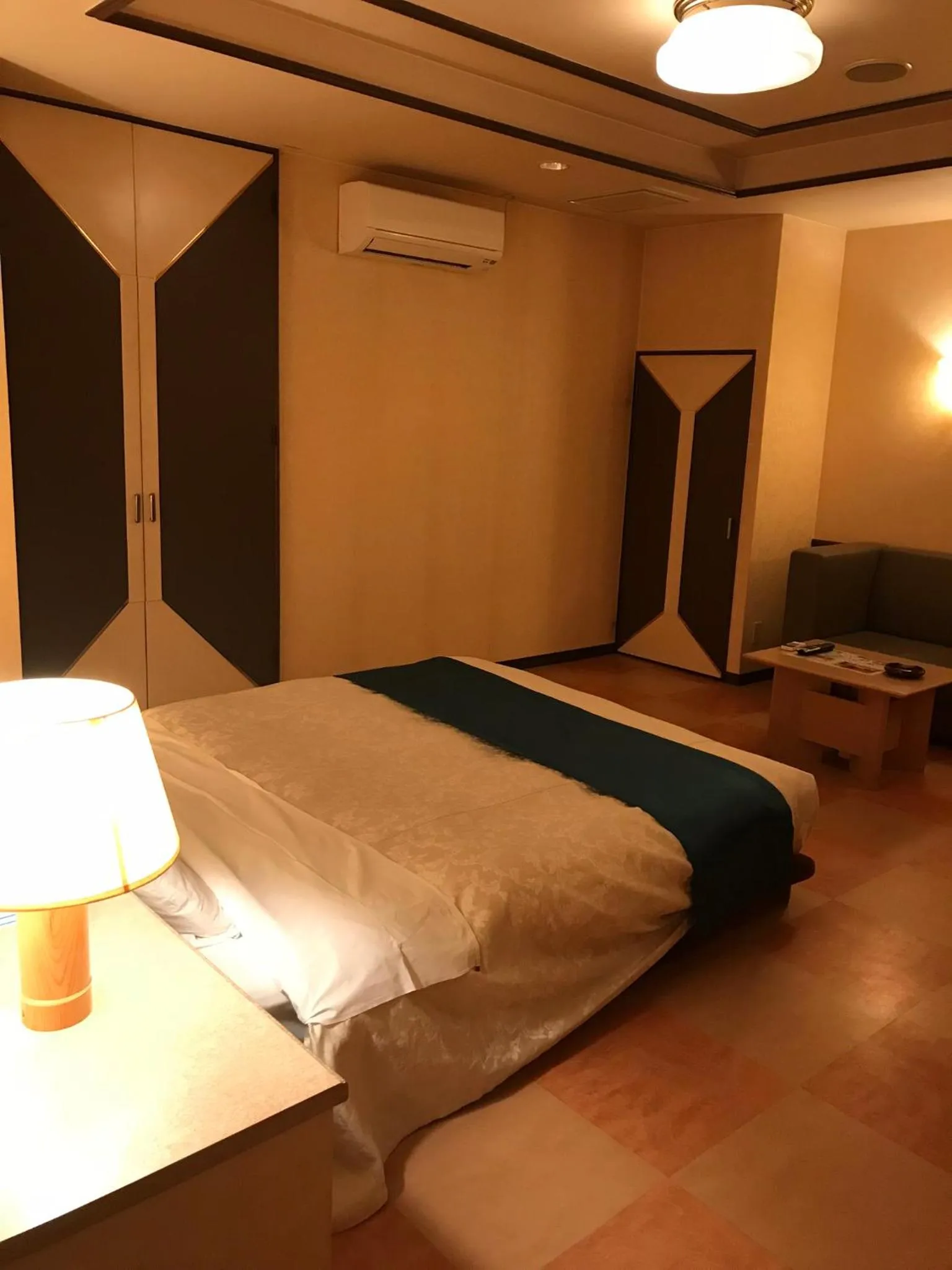 Bed in Hotel Tiffany (Adult Only)