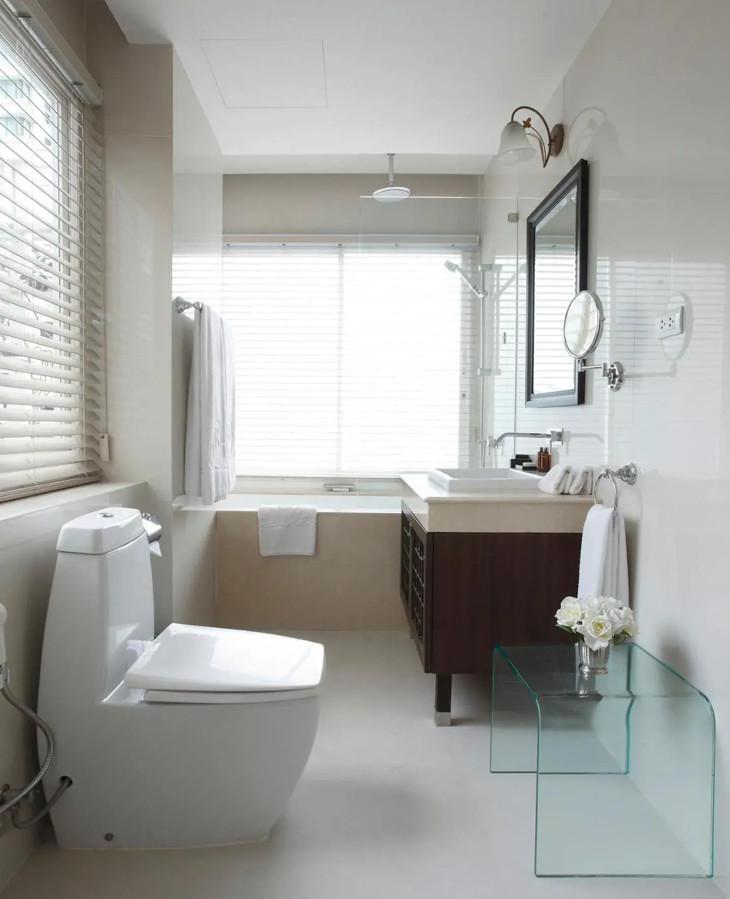 Toilet in Rongratana Executive Residence Bangkok Toilet in Rongratana Executive Residence Bangkok