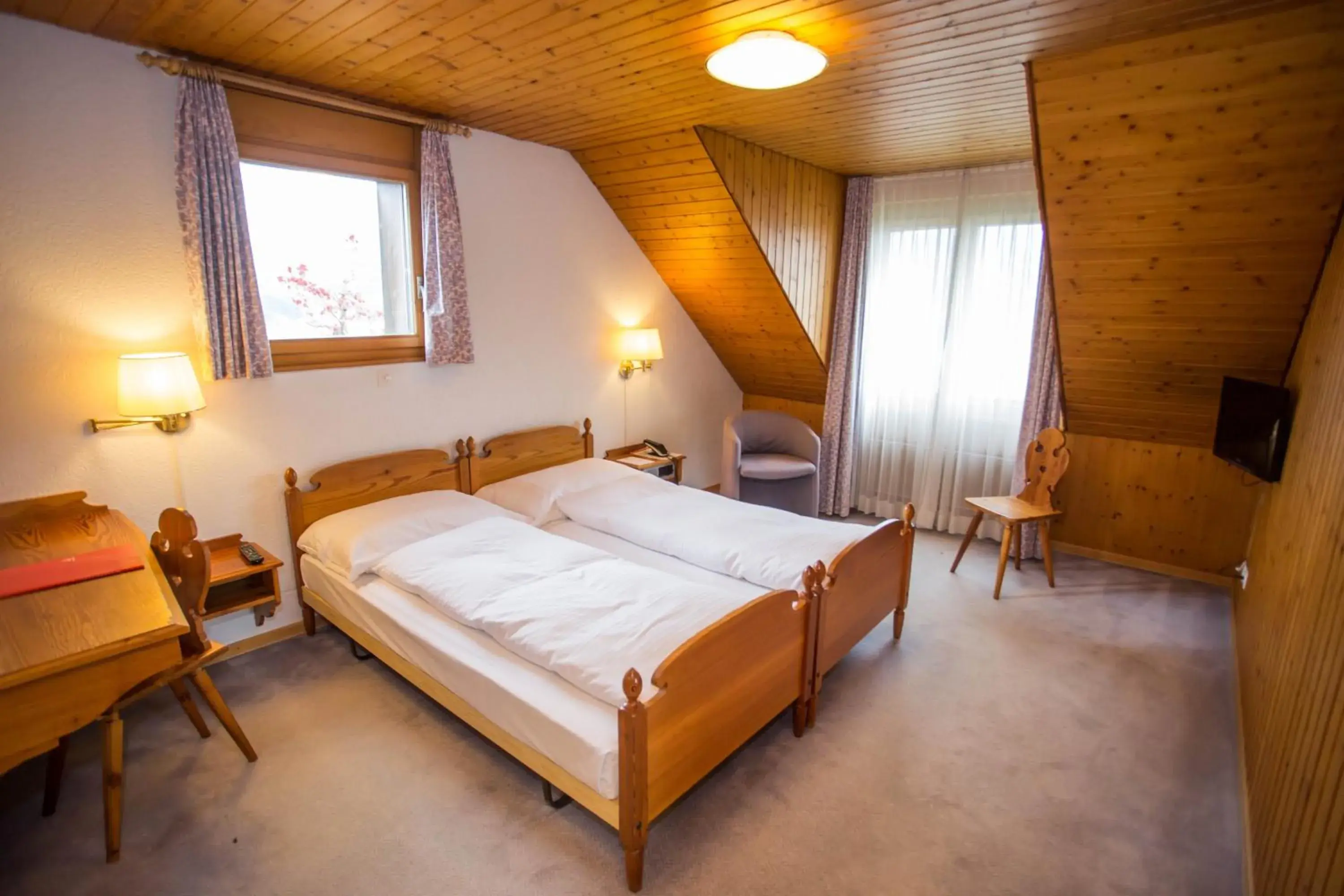 Double Room in Motel de la Gruyère Restoroute Double Room in Motel de la Gruyère Restoroute