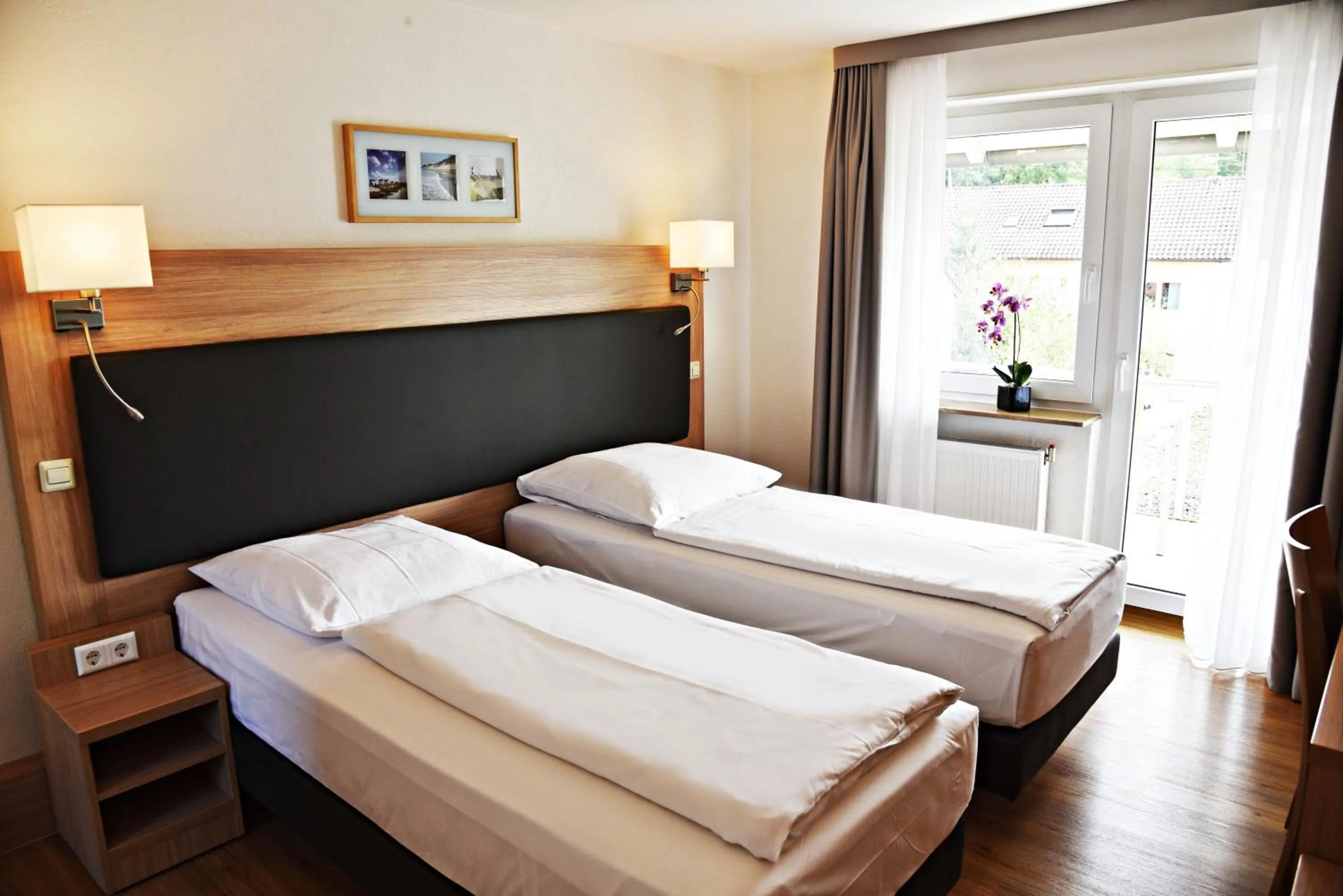 Balcony/Terrace, Bed in Garni-Hotel zur Krone