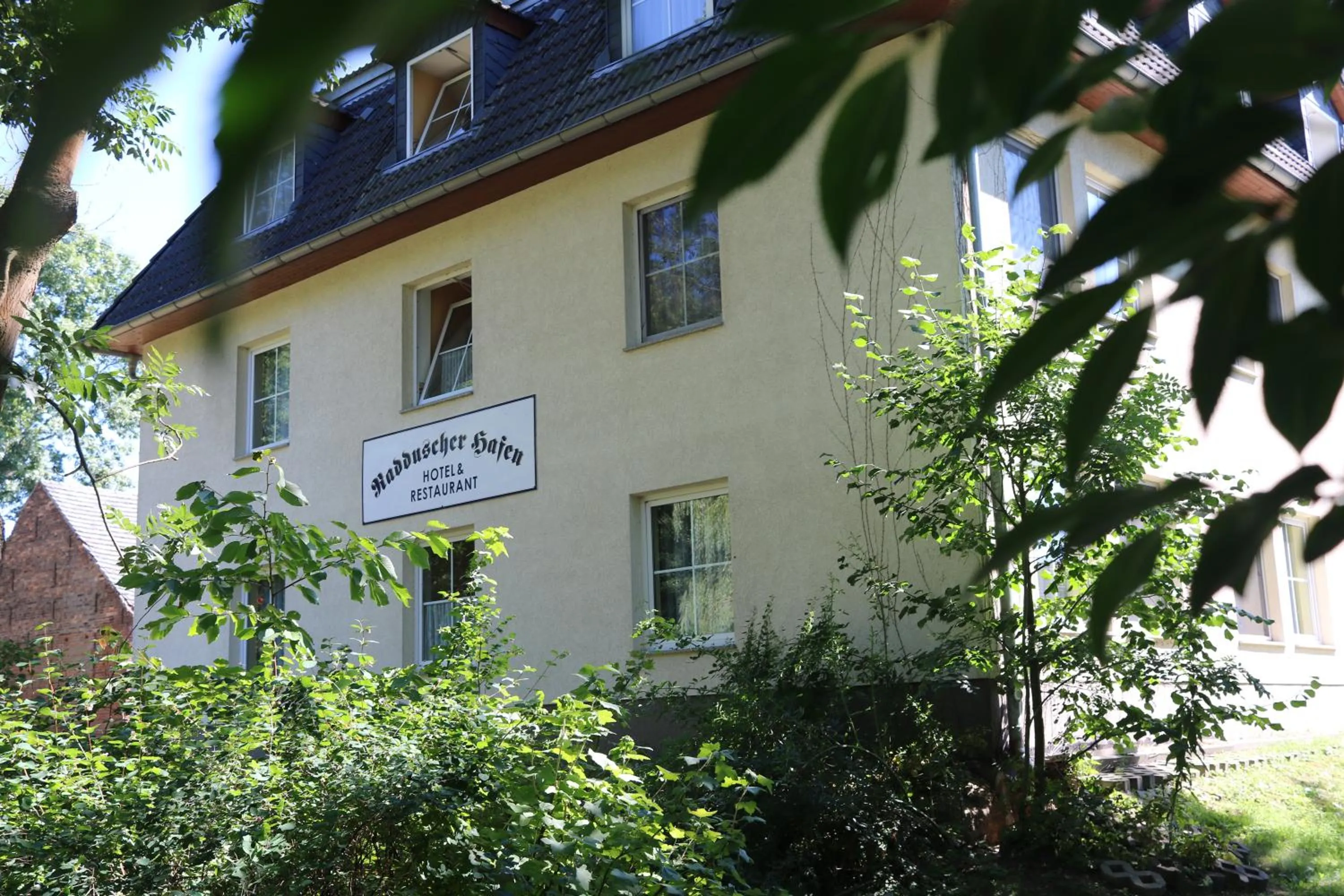 Property building in Radduscher Hafen