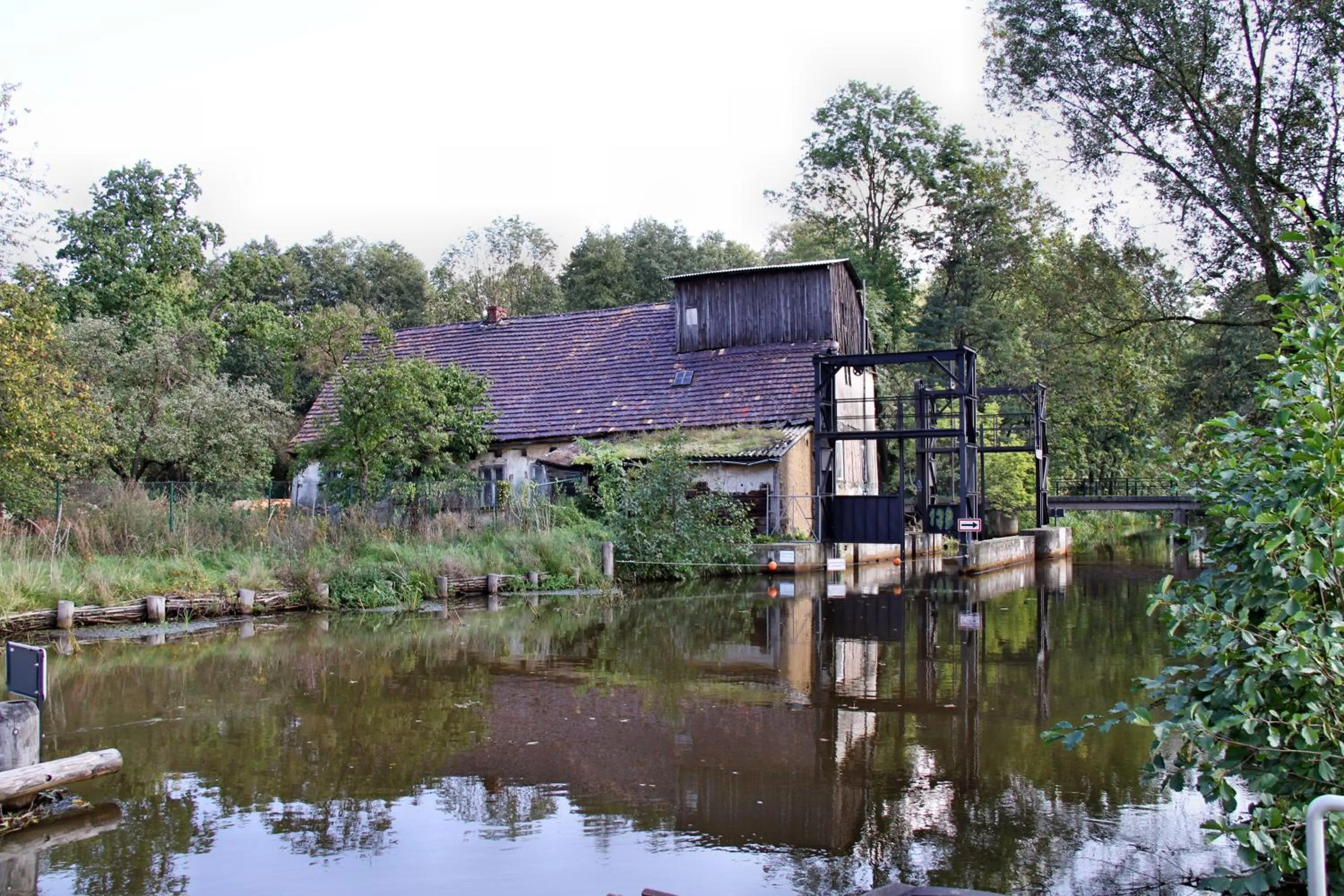 Facade/entrance in Radduscher Hafen