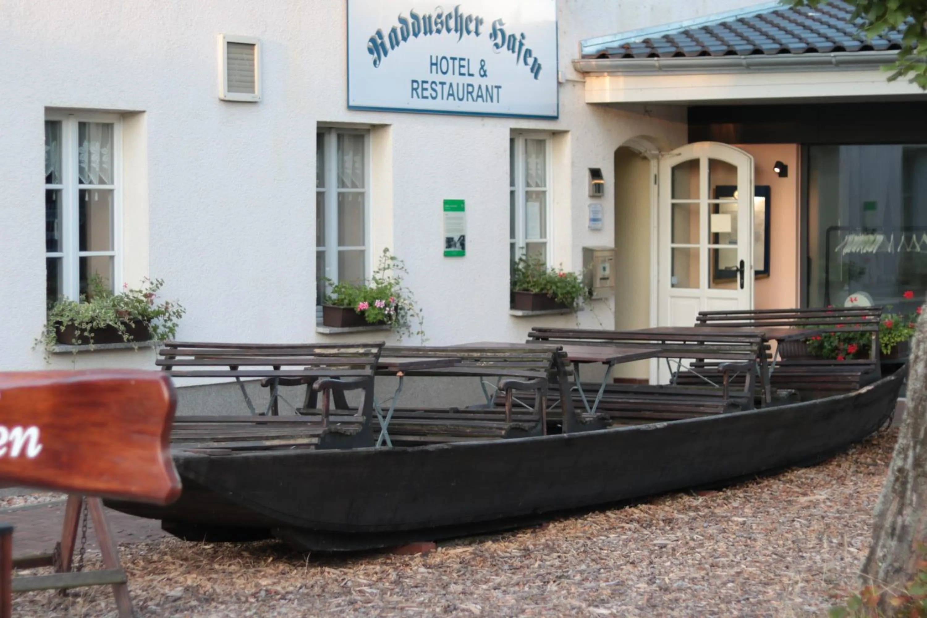 Restaurant/places to eat in Radduscher Hafen