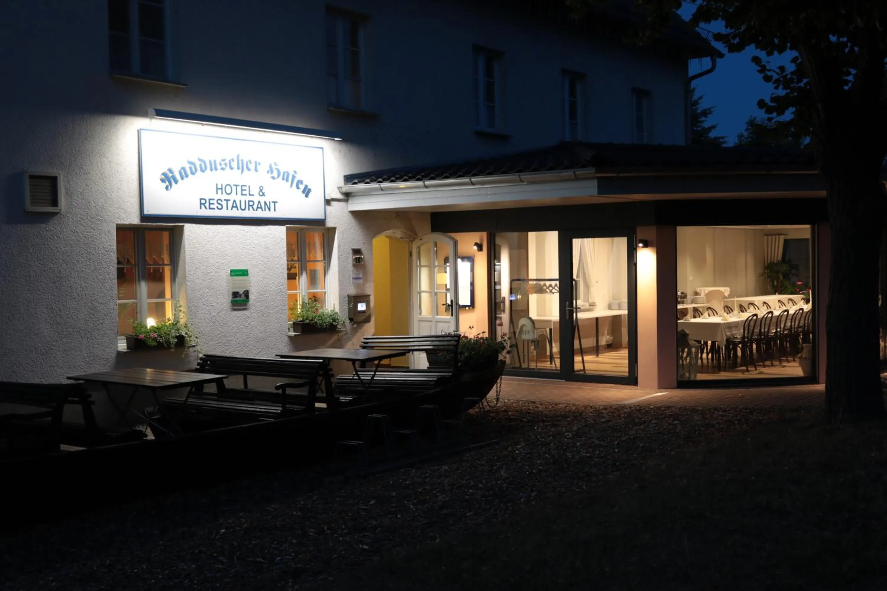 Restaurant/places to eat in Radduscher Hafen