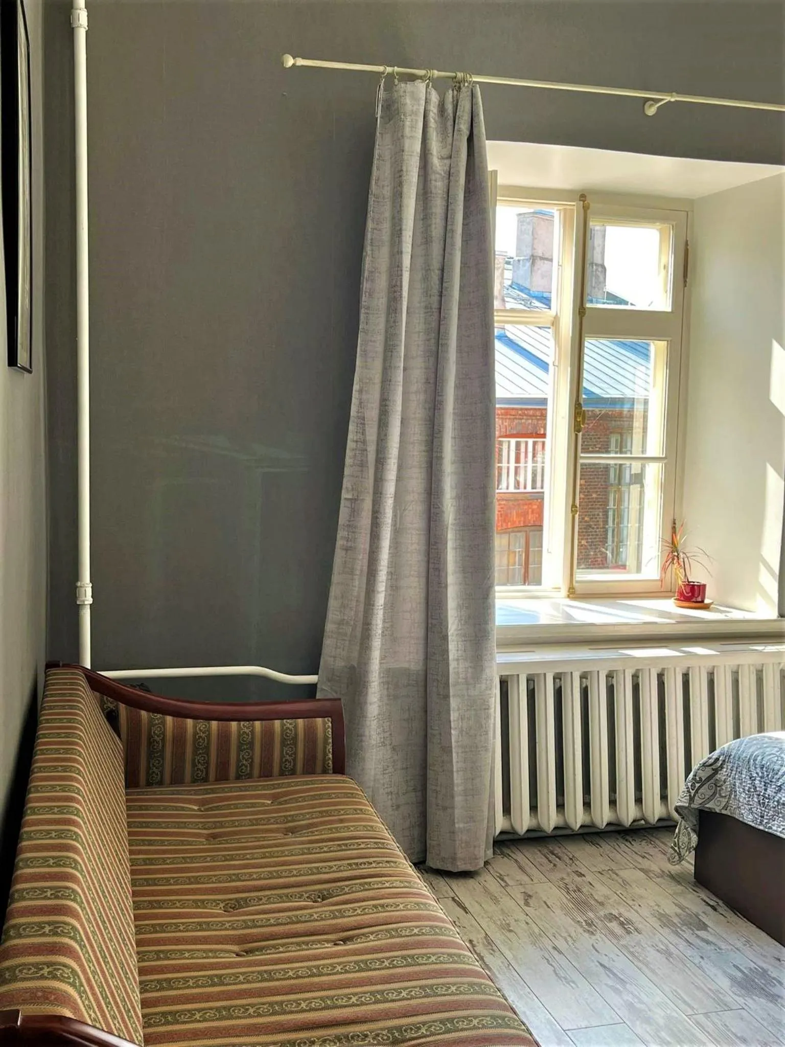 Bed in Godart Rooms Guesthouse