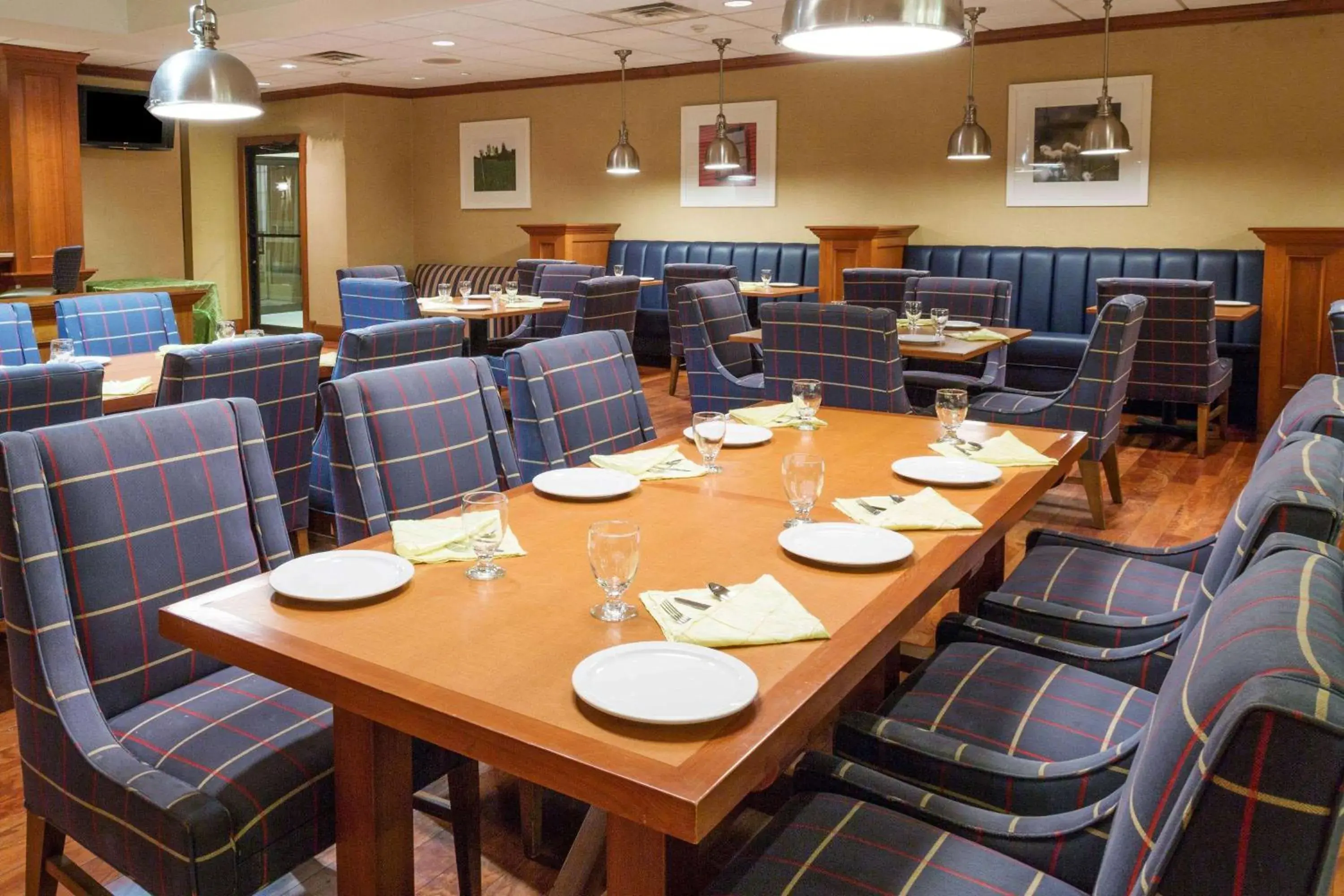 Restaurant/places to eat in Wyndham Garden Manassas Restaurant/places to eat in Wyndham Garden Manassas
