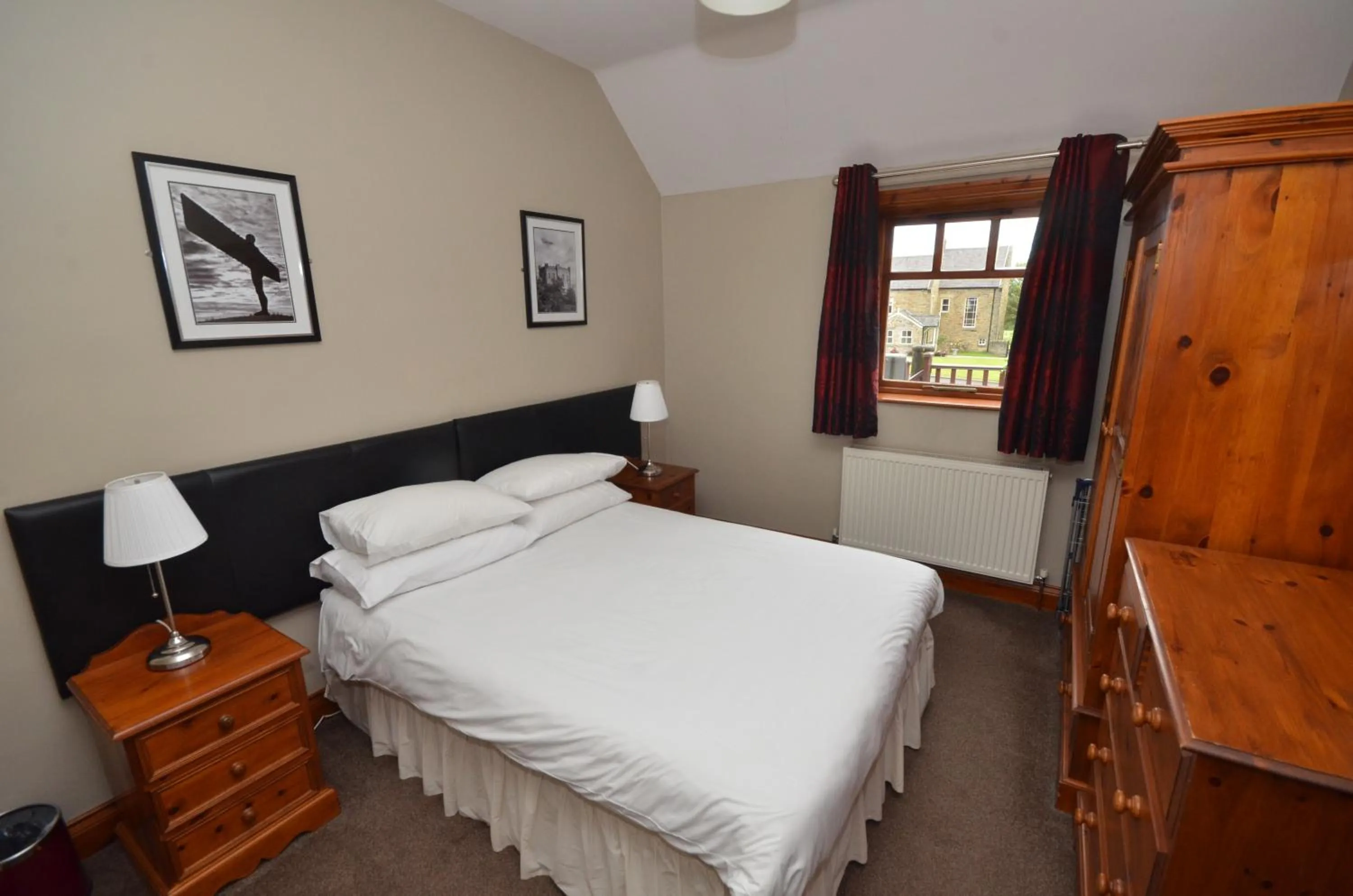 Bedroom, Bed in Plawsworth Hall Serviced Cottages and Apartments