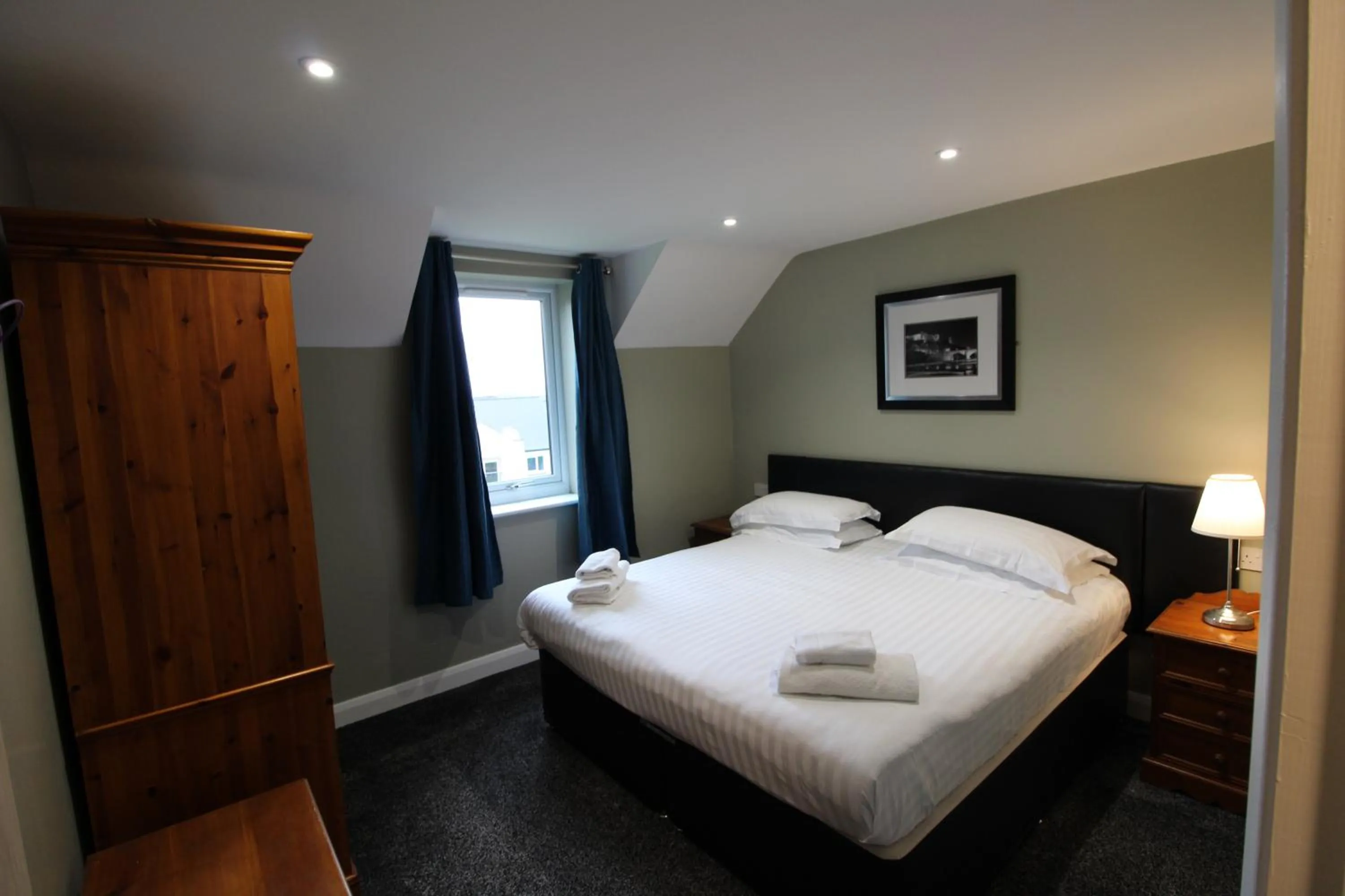 Bedroom, Bed in Plawsworth Hall Serviced Cottages and Apartments