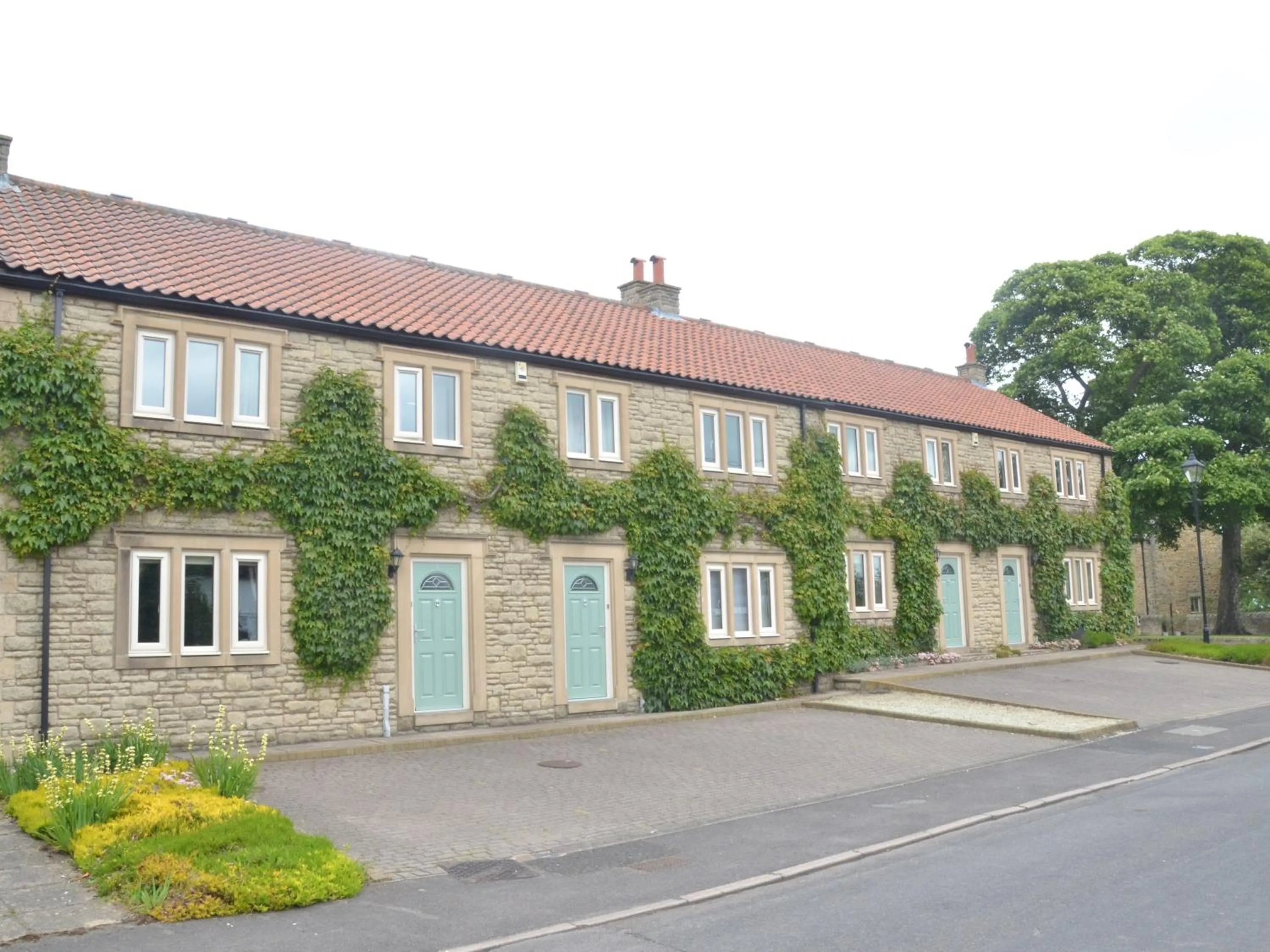 Property building in Plawsworth Hall Serviced Cottages and Apartments