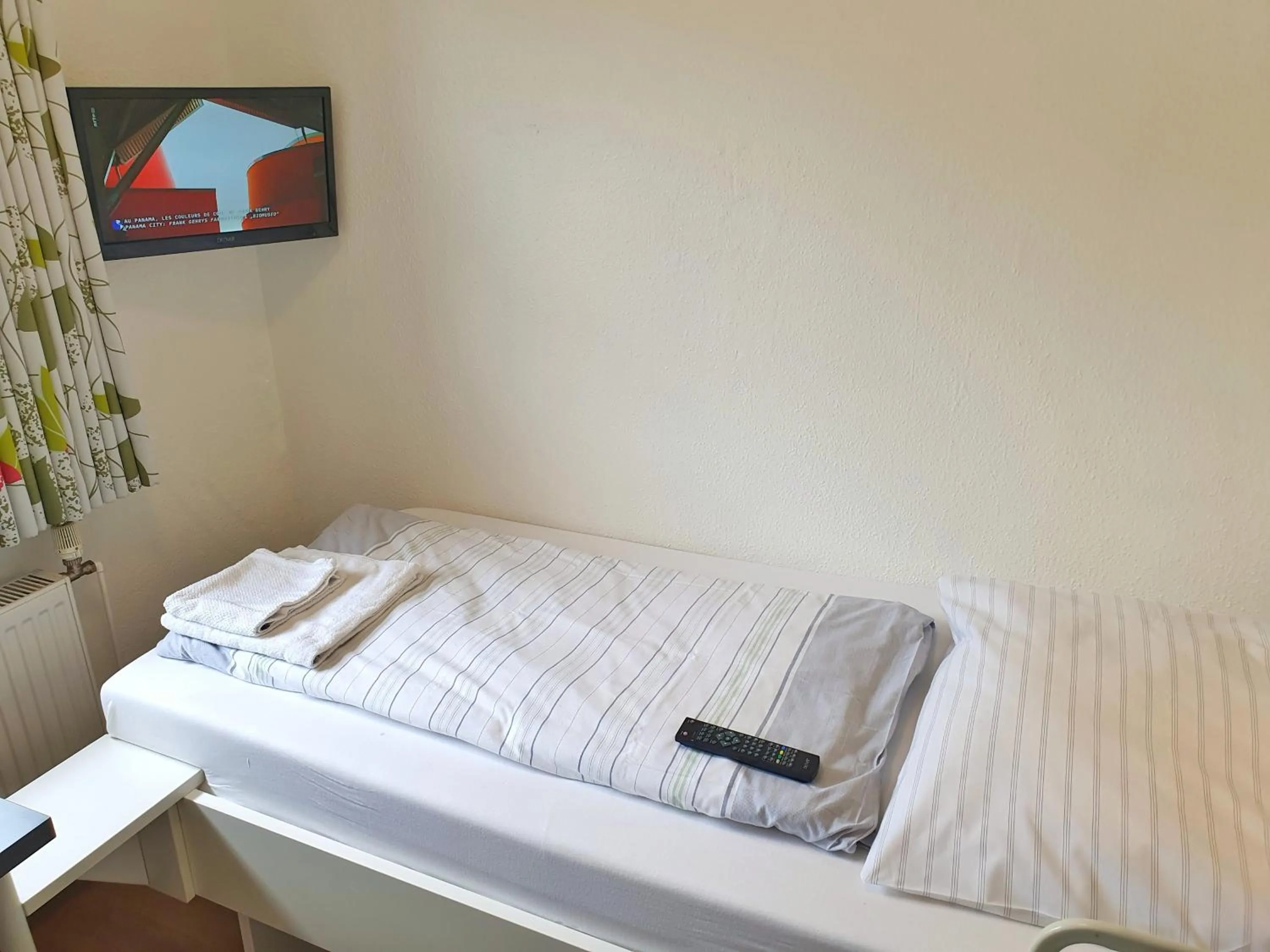 Bed in Aparthotel Jonas