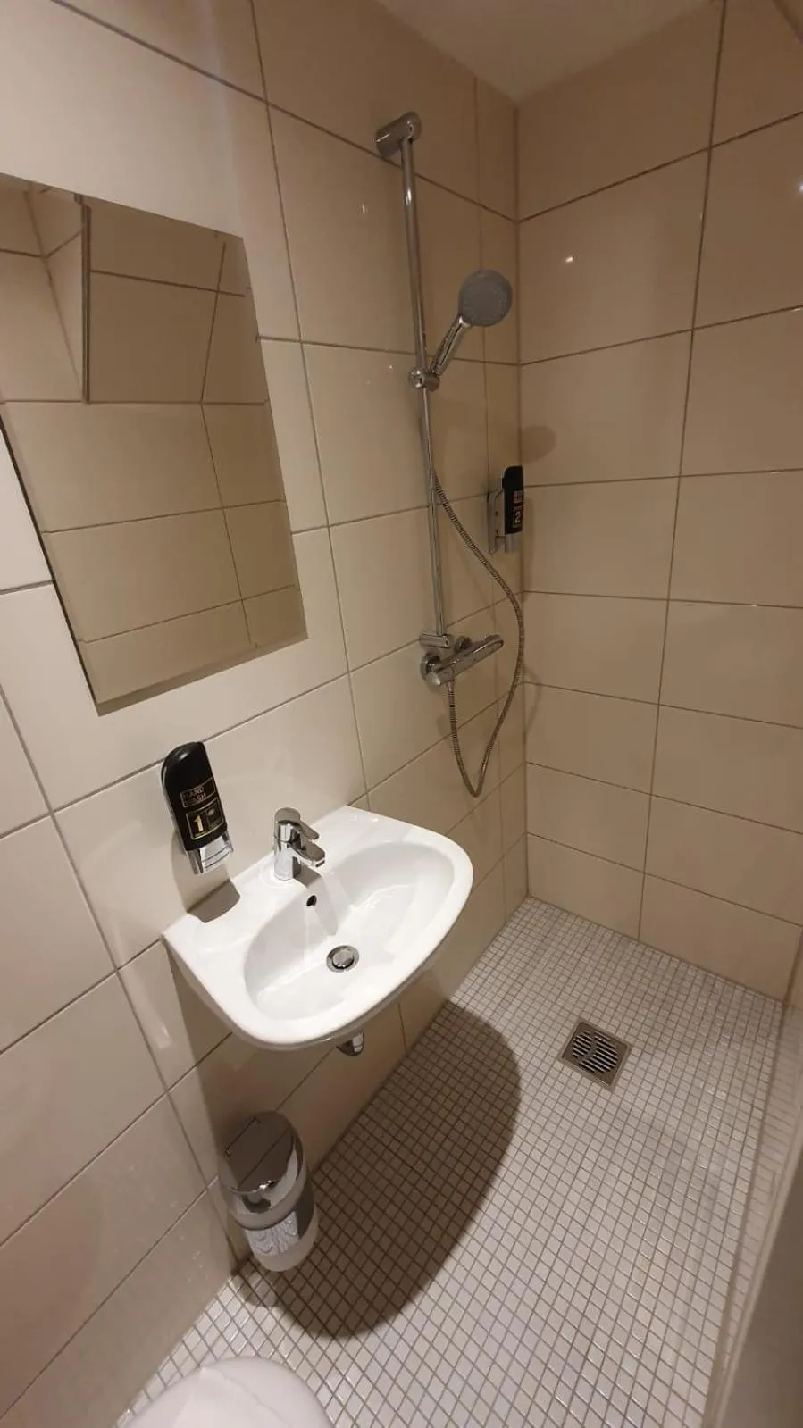 Shower in Aparthotel Jonas