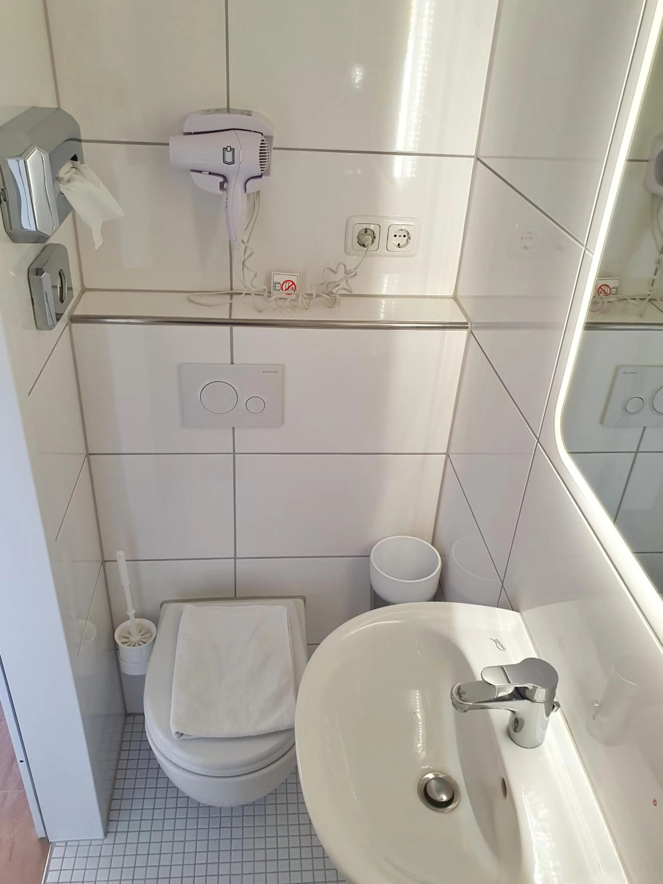 Bathroom in Aparthotel Jonas