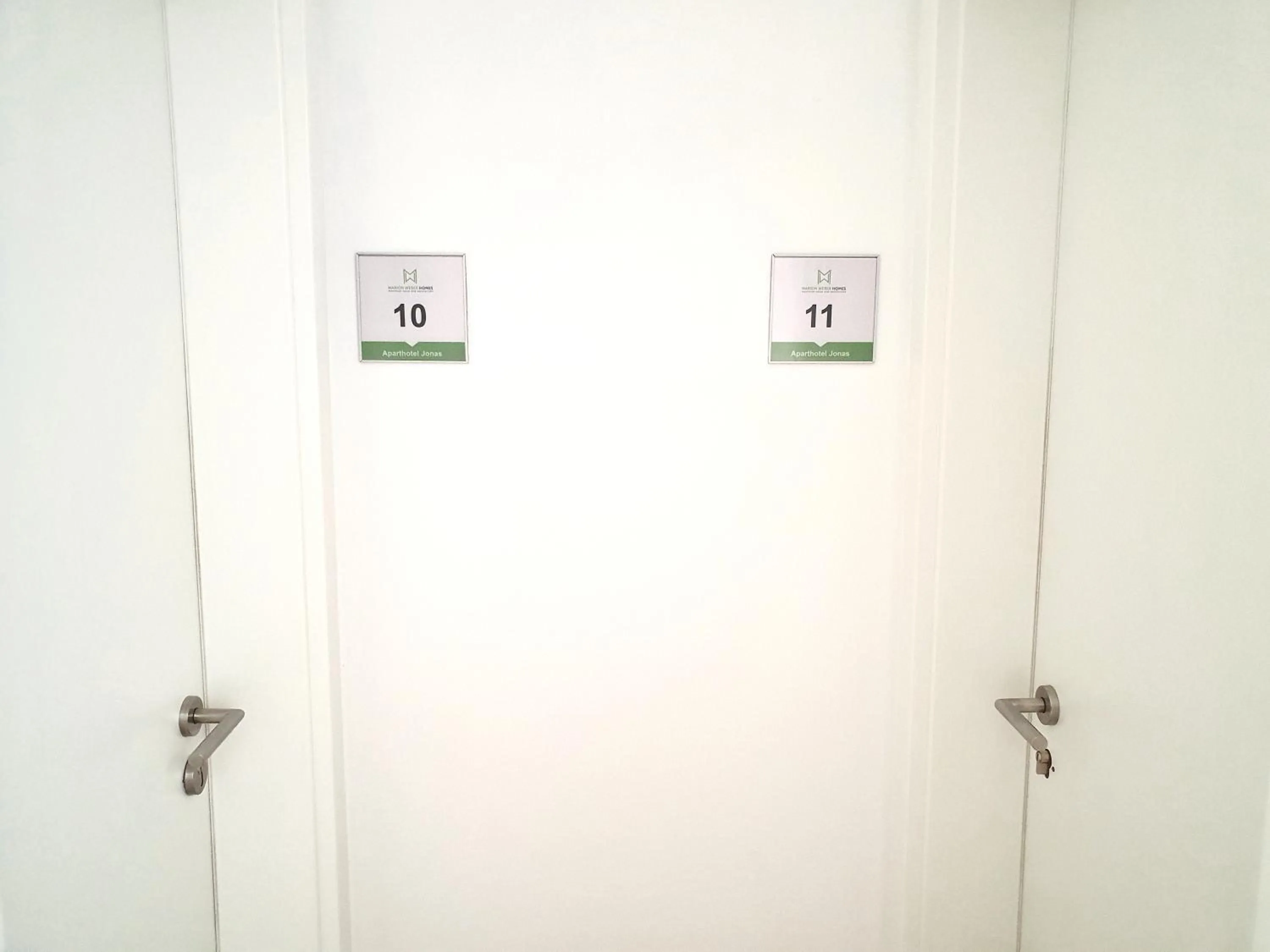 Property building in Aparthotel Jonas