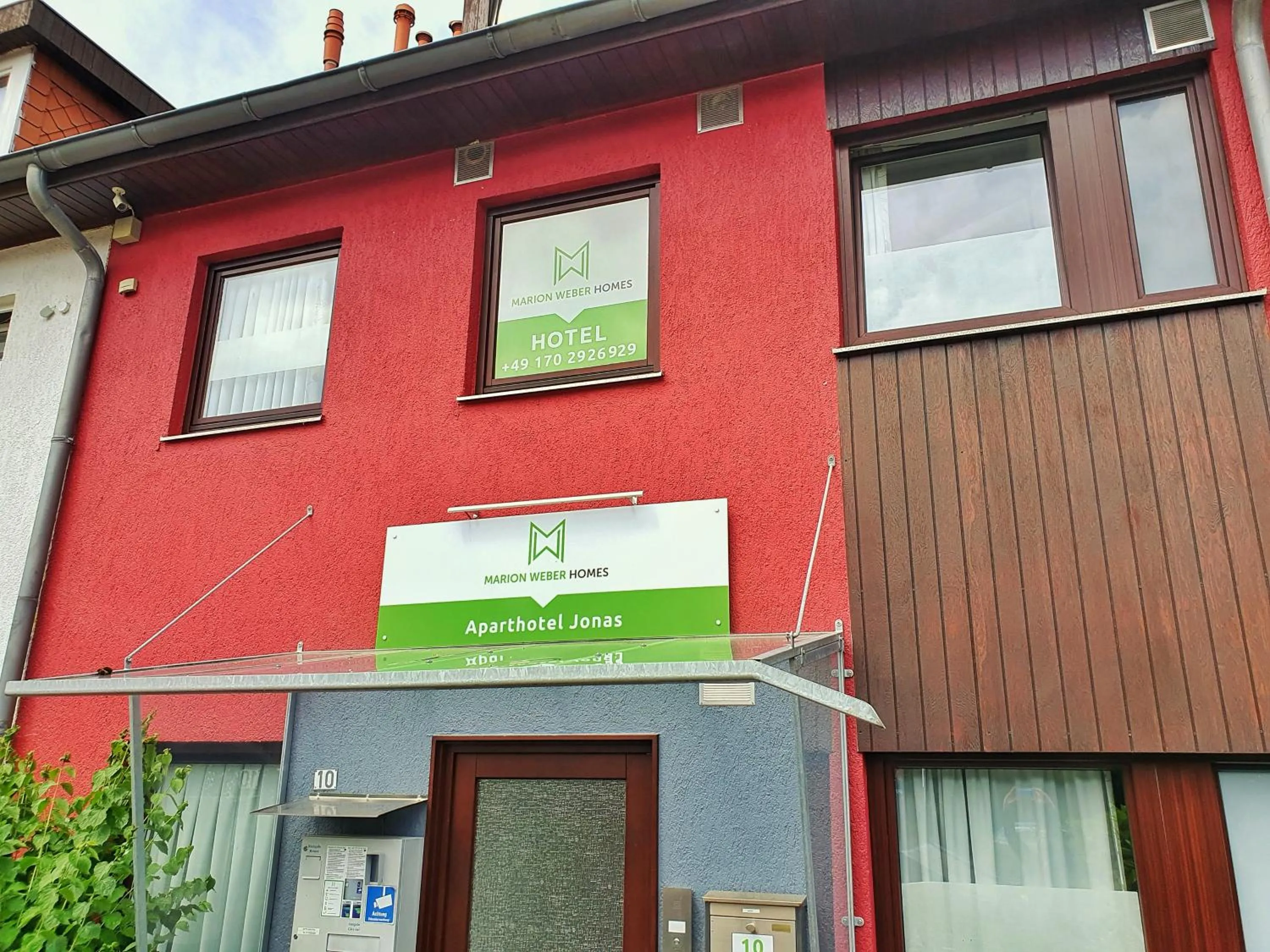 Facade/entrance in Aparthotel Jonas