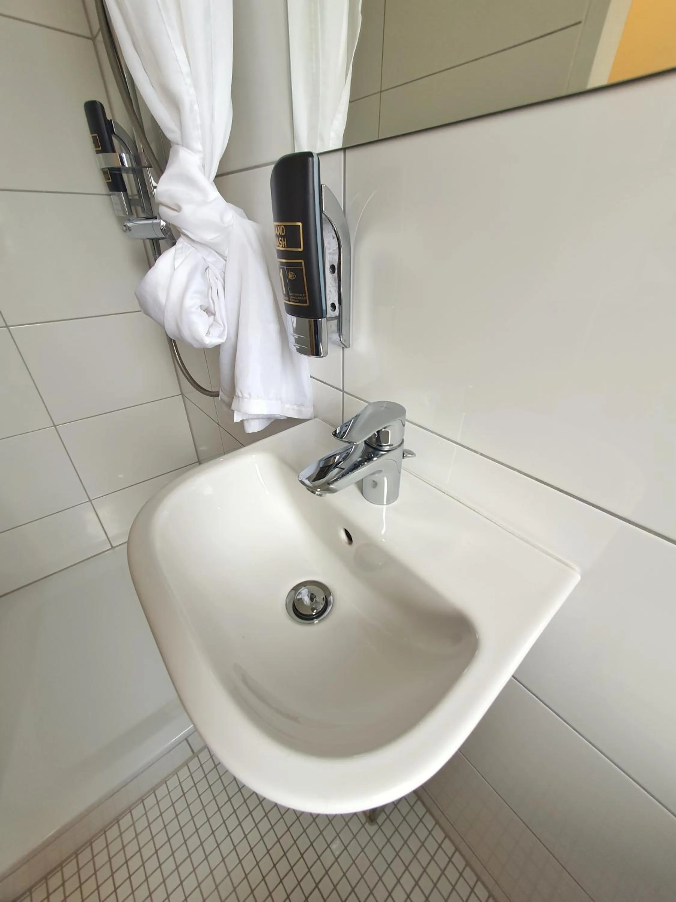 Shower in Aparthotel Jonas