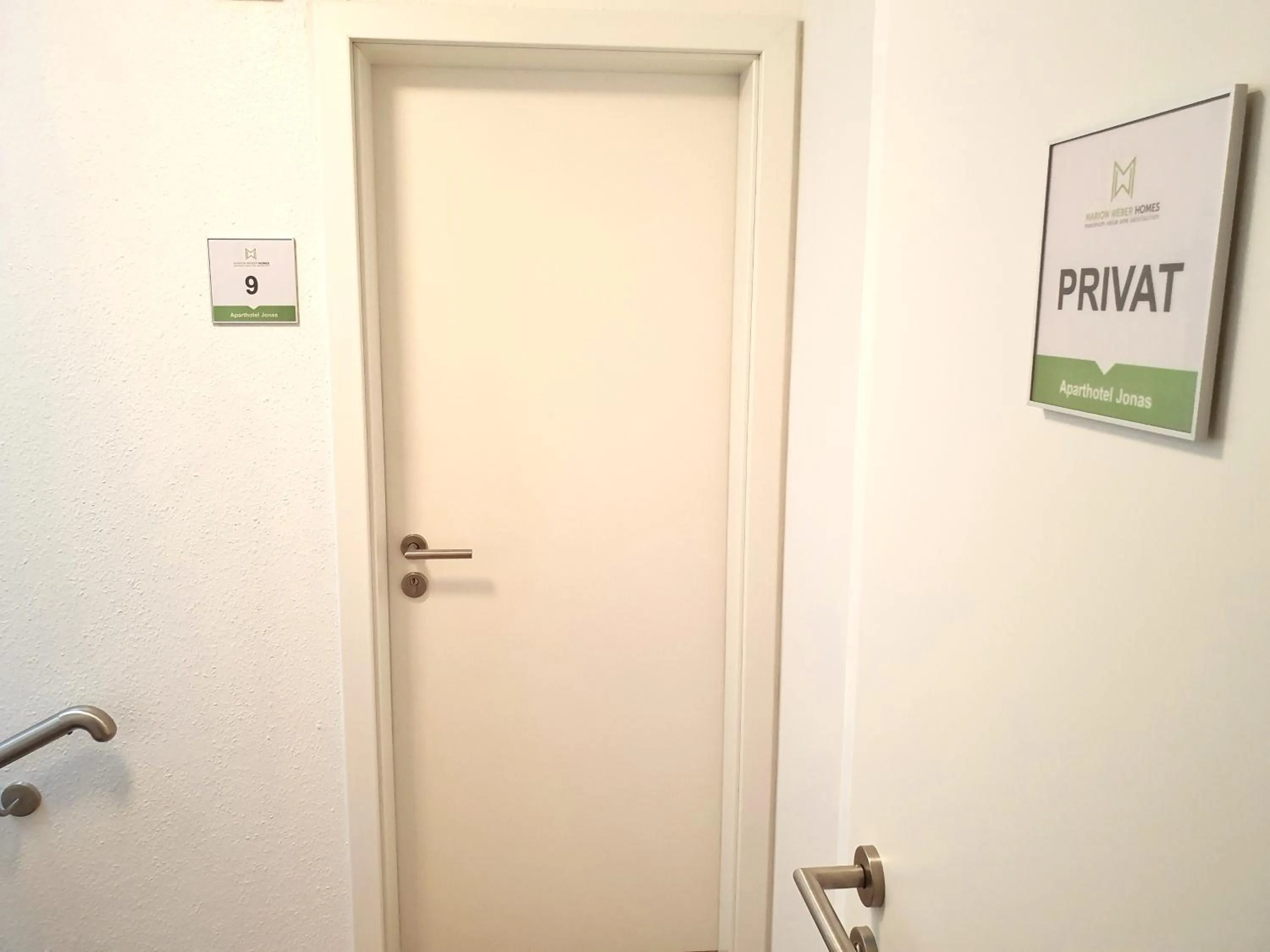 Property building in Aparthotel Jonas