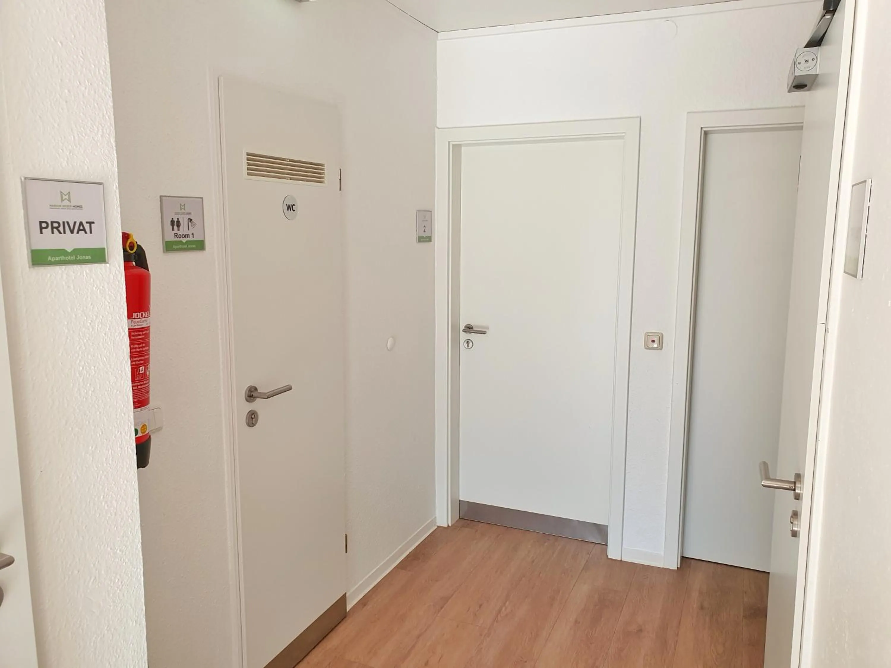 Property building in Aparthotel Jonas