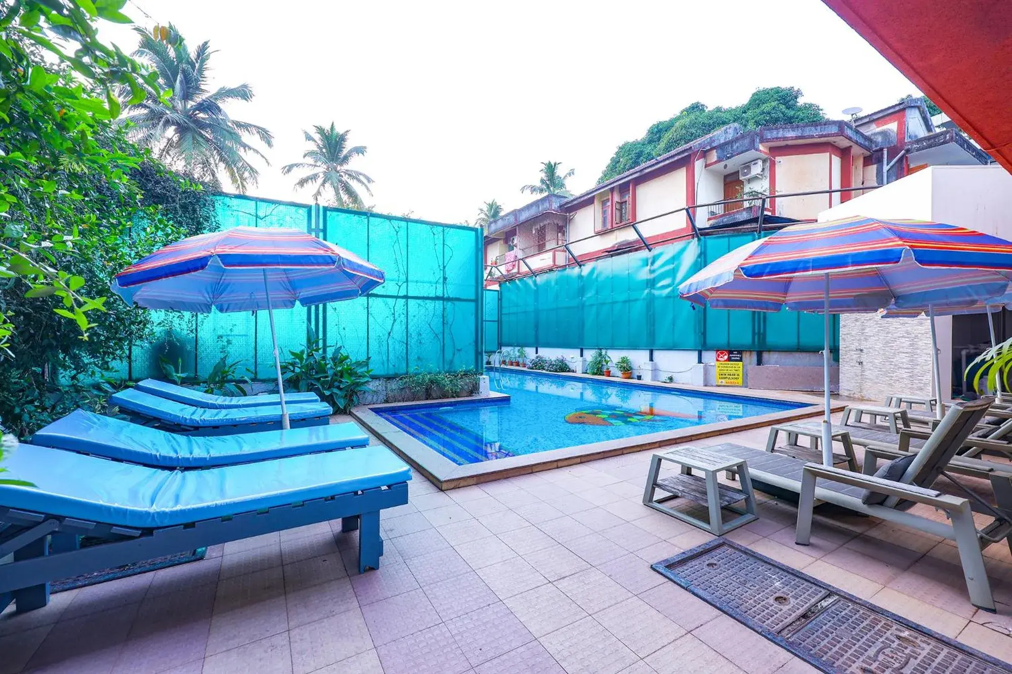 Pool view in Fabhotel Prime Sarala Crown - 500M From Calangute Beach Pool view in Fabhotel Prime Sarala Crown - 500M From Calangute Beach