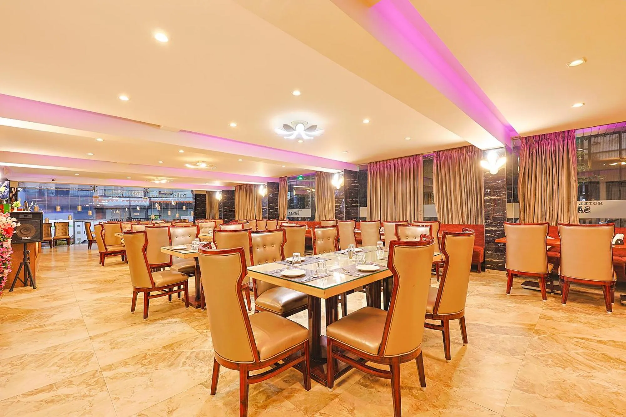Restaurant/places to eat in Fabhotel Prime Sarala Crown - 500M From Calangute Beach