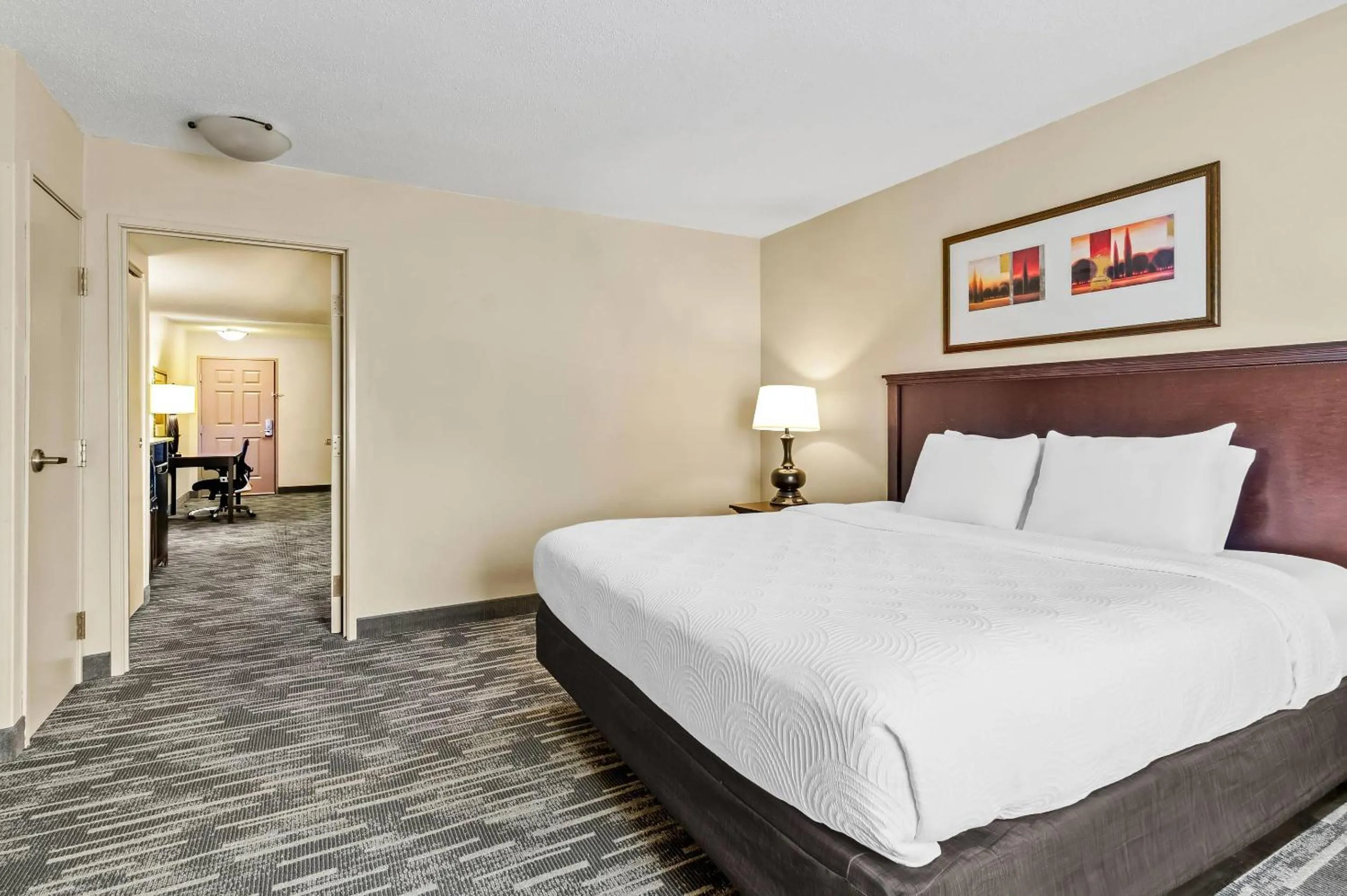 Bedroom, Bed in Country Inn & Suites by Radisson, Princeton, WV