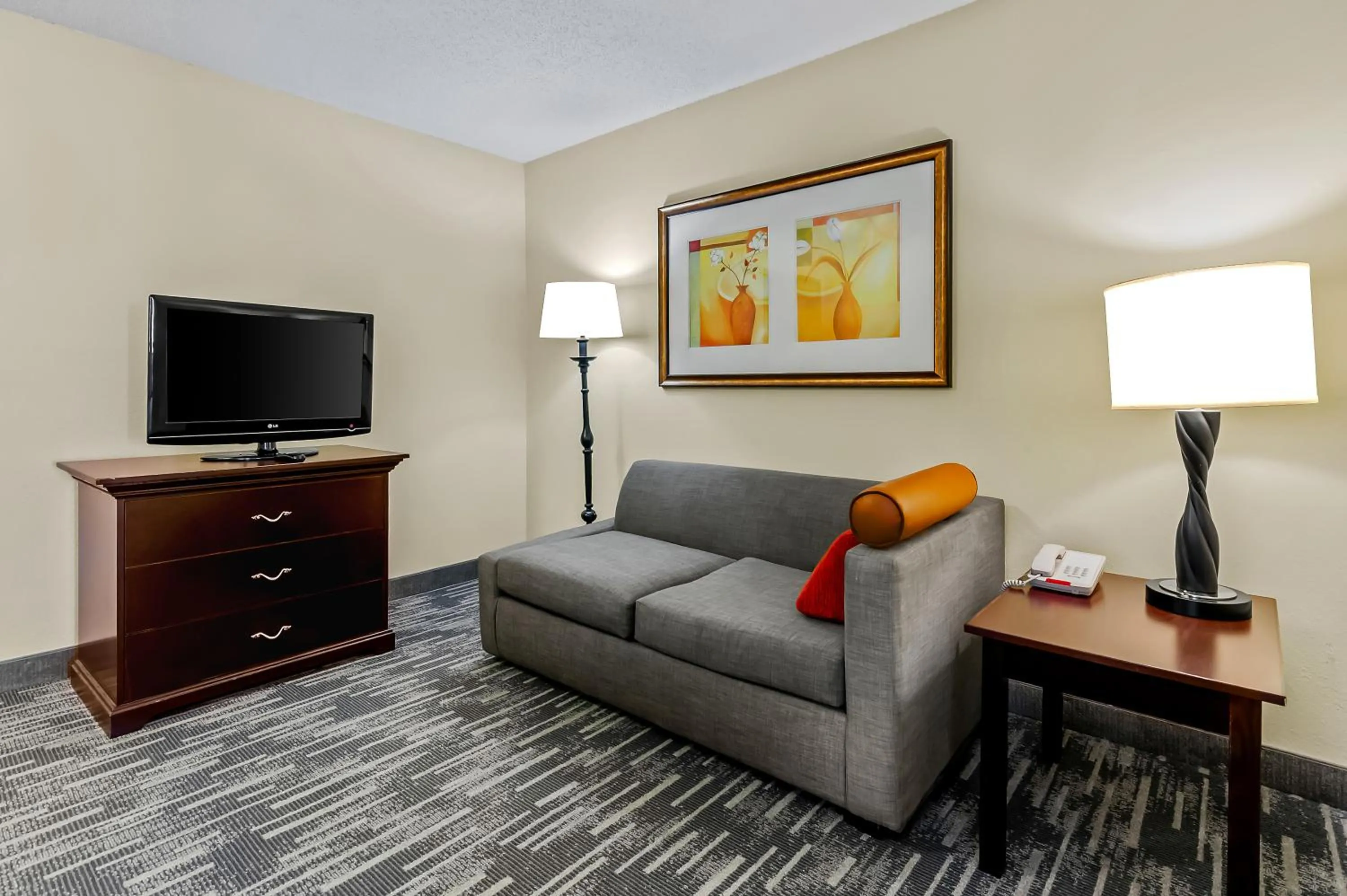 Bedroom in Country Inn & Suites by Radisson, Princeton, WV