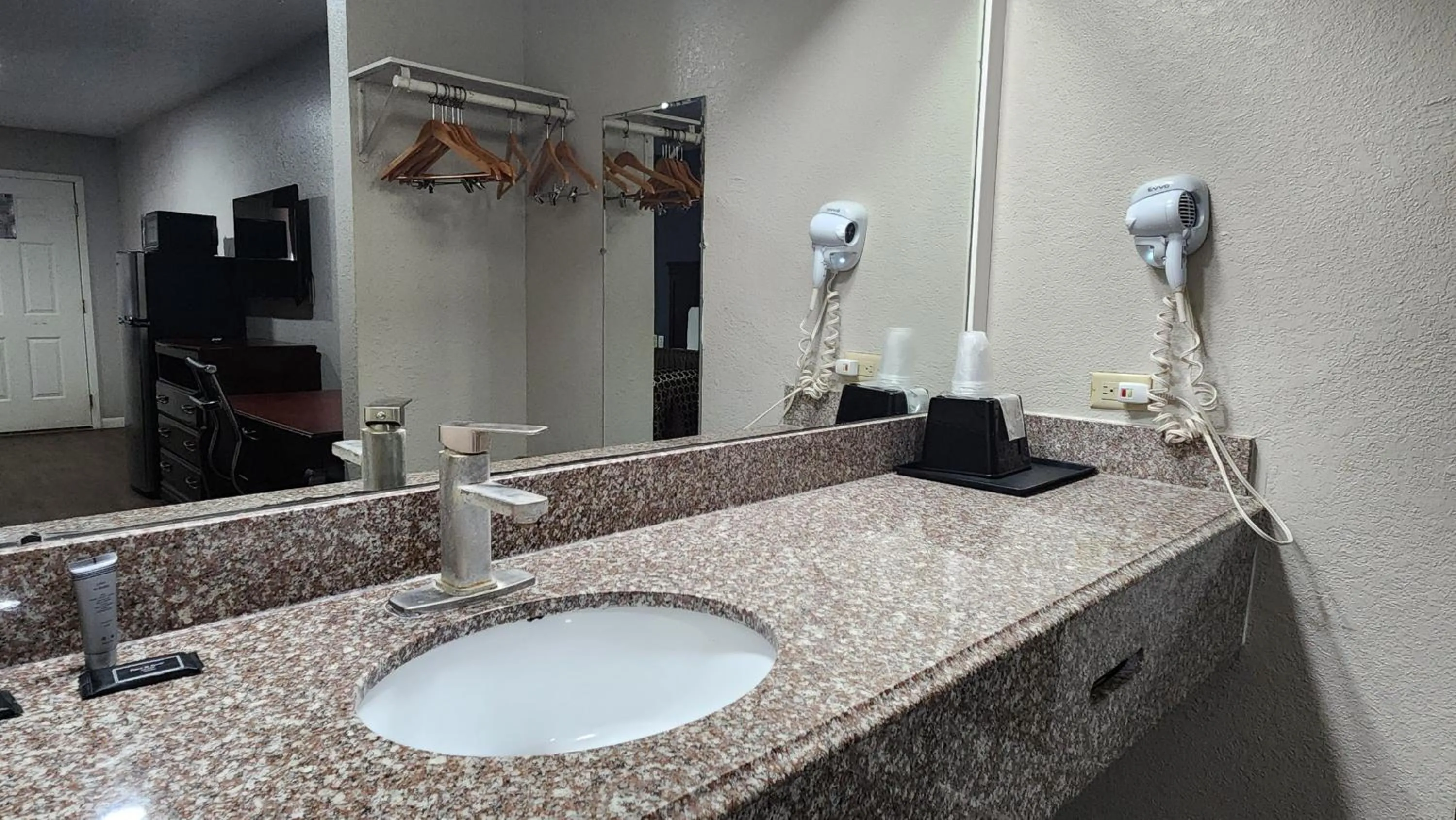 Bathroom in Express Inn Hobby Airport