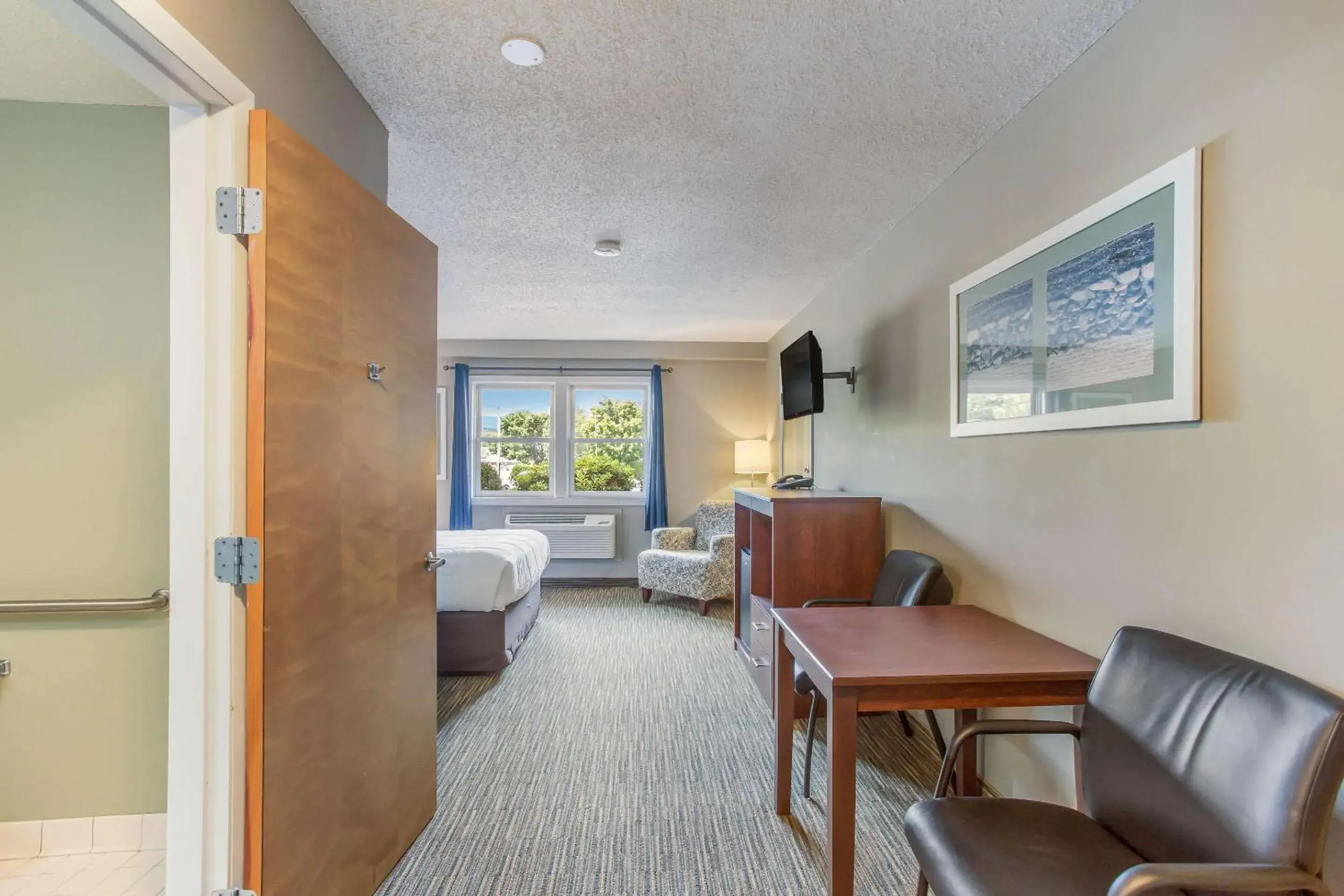 Bedroom, Bed in Quality Inn & Suites Gorham Riverside Bedroom, Bed in Quality Inn & Suites Gorham Riverside